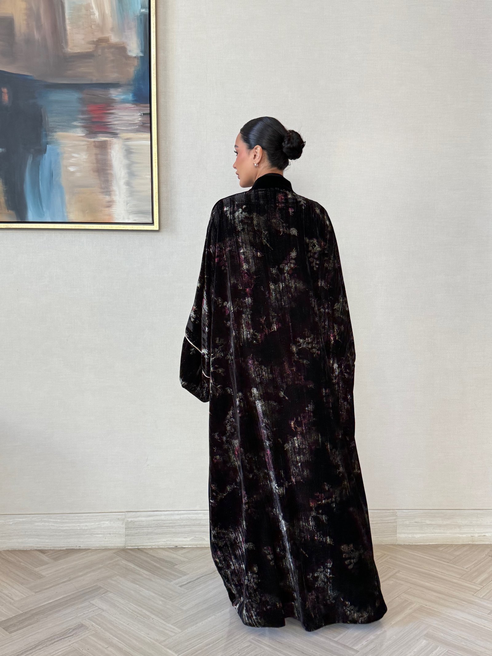 Velvet Bisht Abaya - Image 3