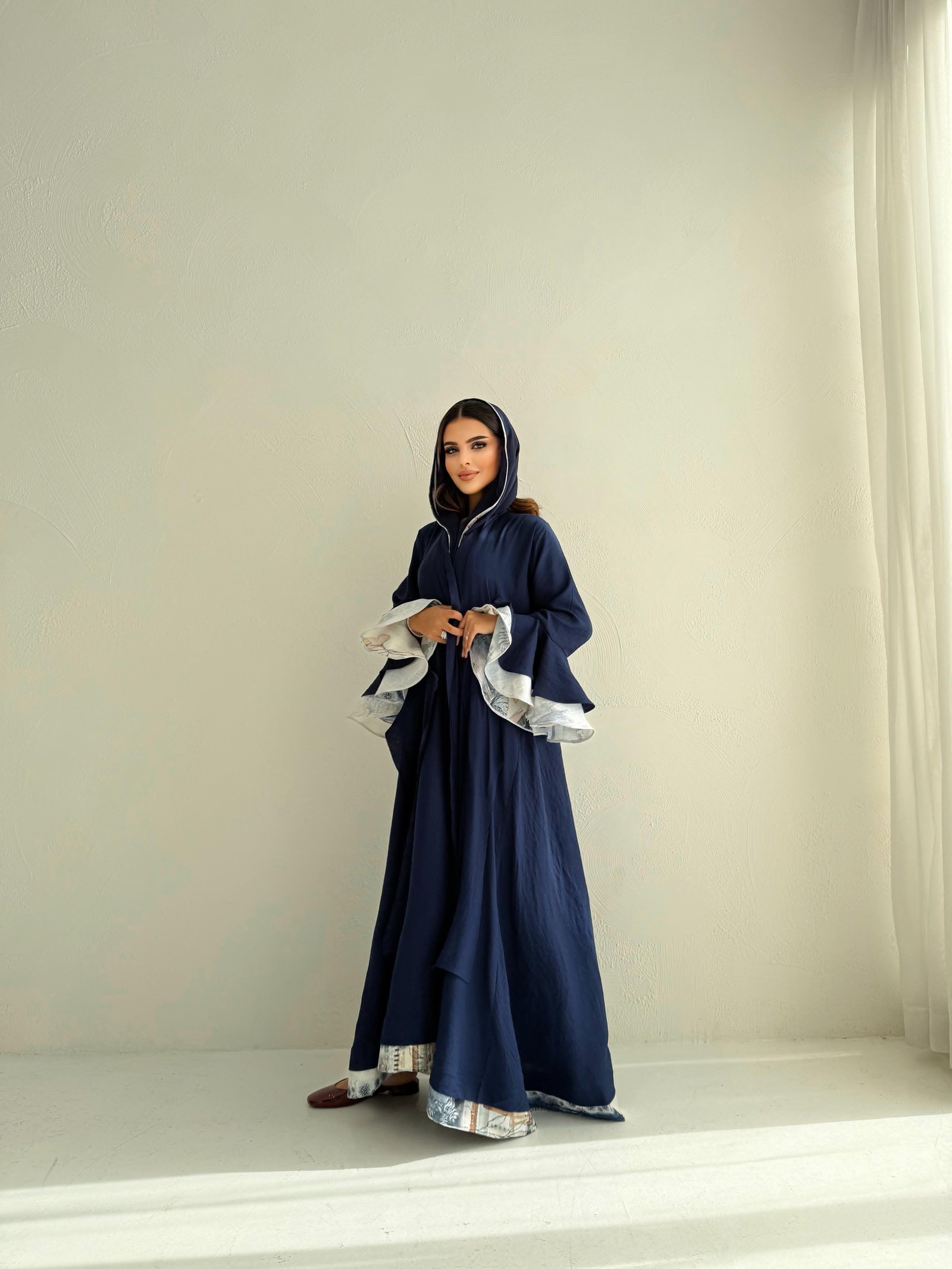 Flowing Linen Cloche Abaya - Image 4
