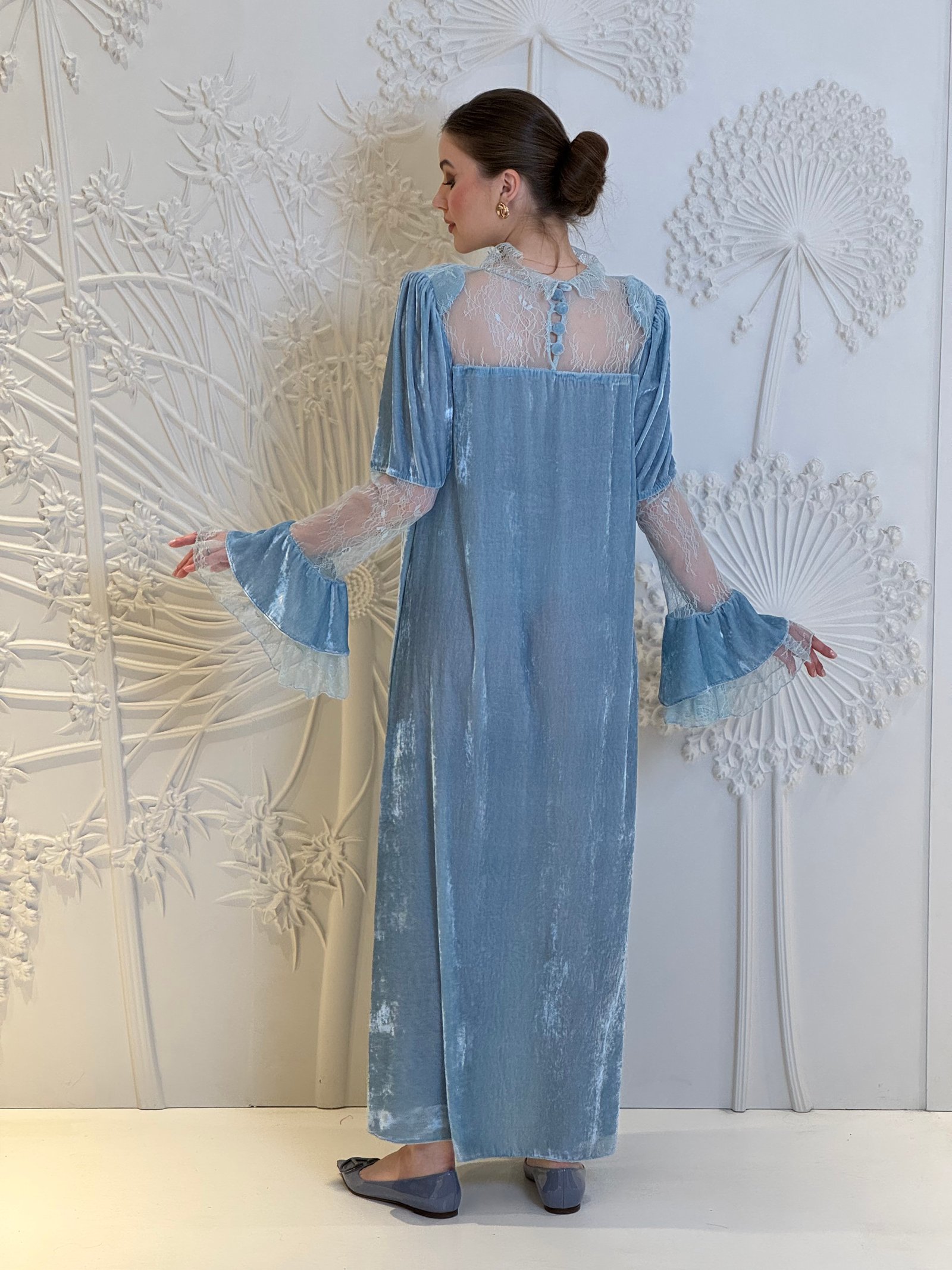 Icy Blue Velvet Kaftan - Image 4