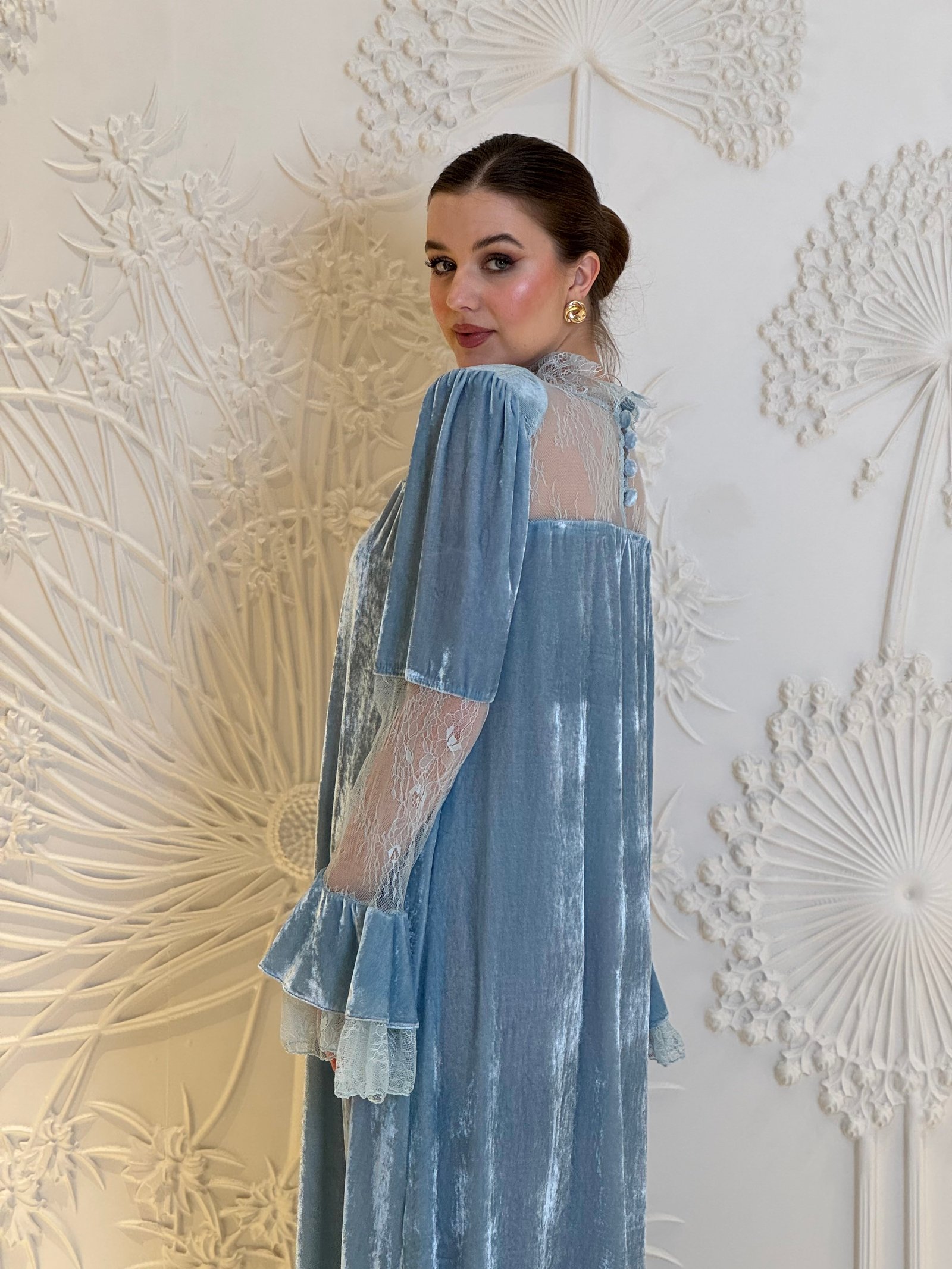 Icy Blue Velvet Kaftan - Image 3