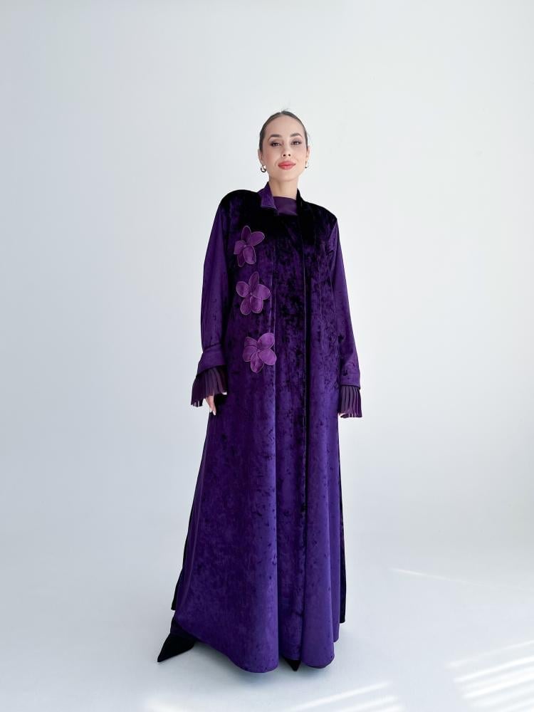 Velvet rose - صورة 1