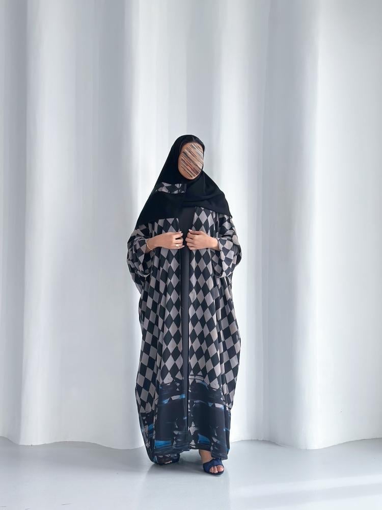 Majesty - صورة 3