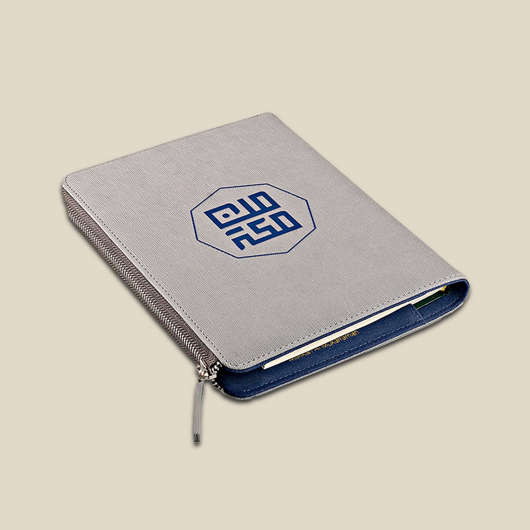 Premium Octagon minMakkah Grey Quran - Image 2
