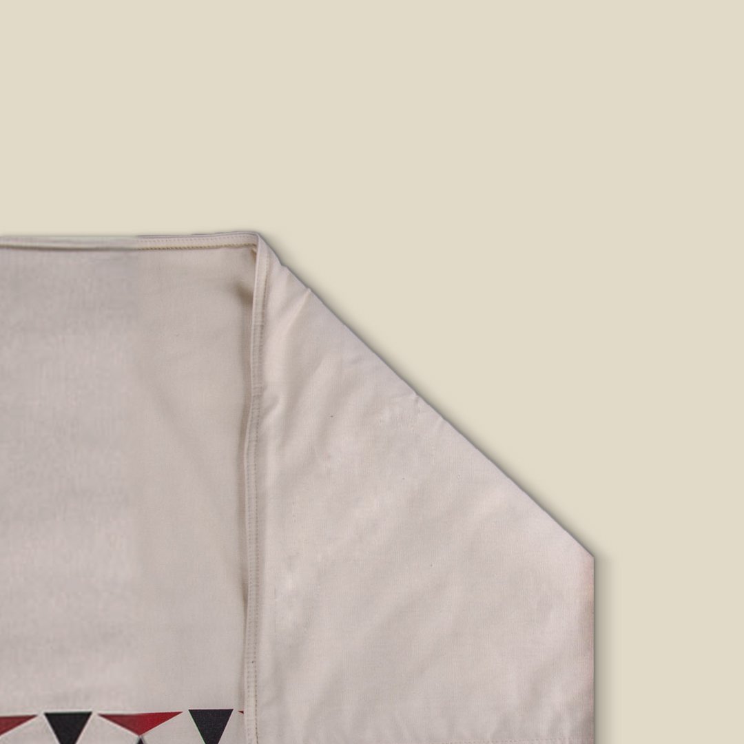 Prayer mat, Jawaher, Ruby Red - Image 3