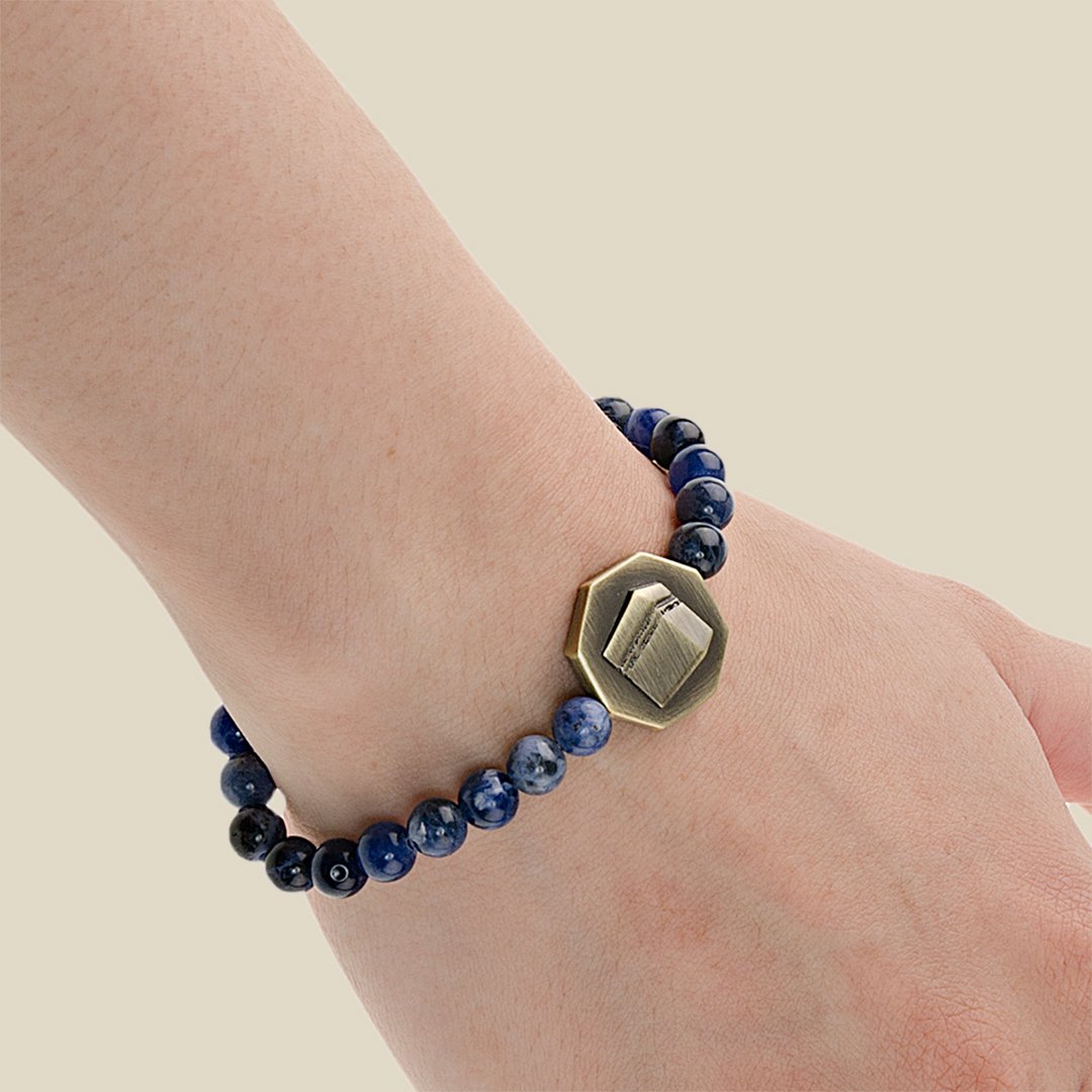 Octagon Sodalite stone bracelet - Image 3