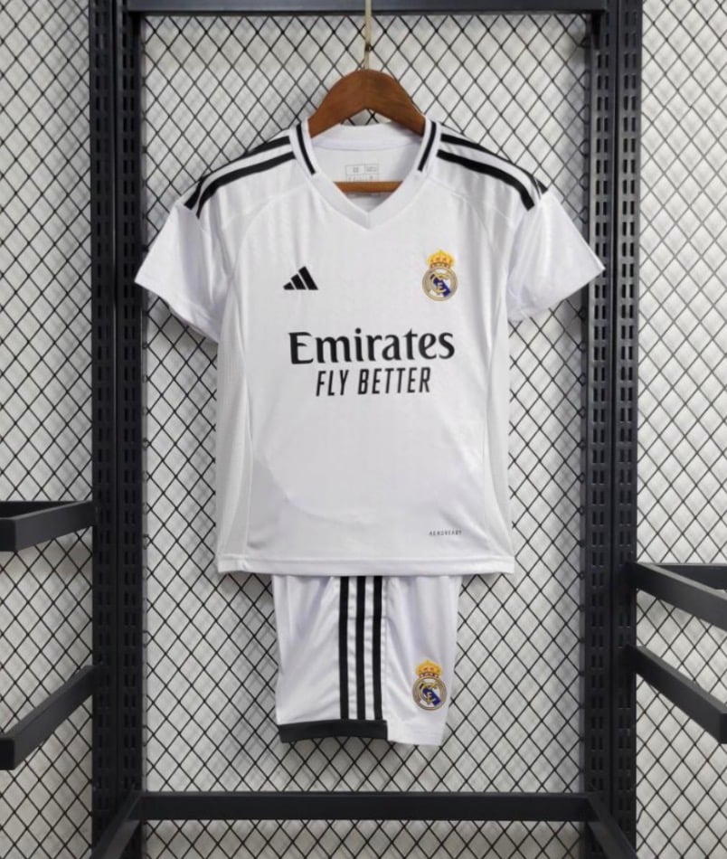 طقم ريال مدريد أطفال 24-25 - صورة 1