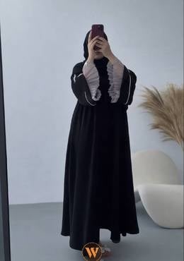 عباية حرير مع دانتيل بينك - صورة 1