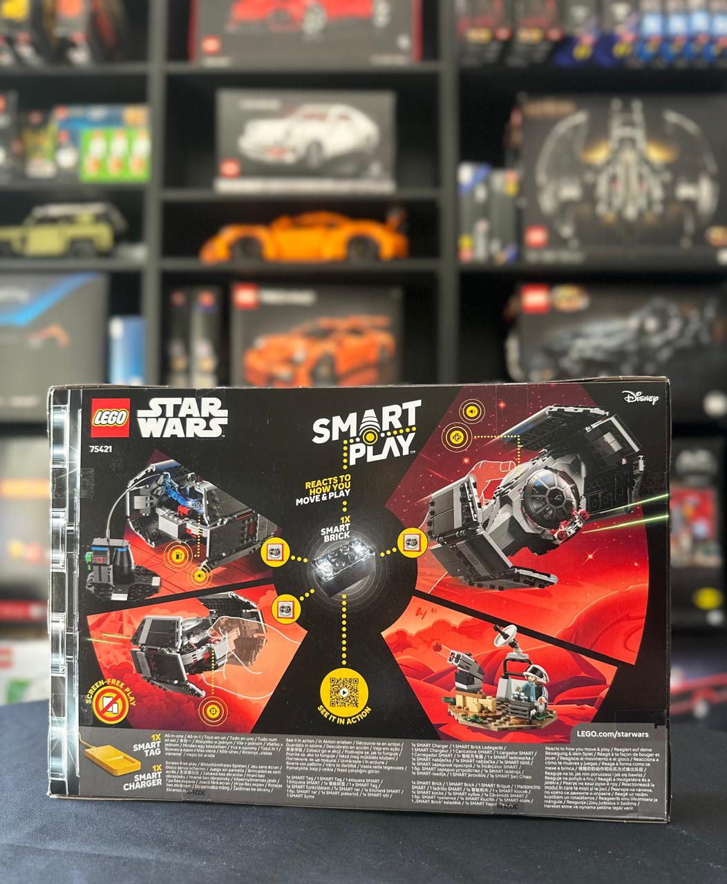 LEGO 75421 | Darth Vader’s TIE Fighter - Image 2