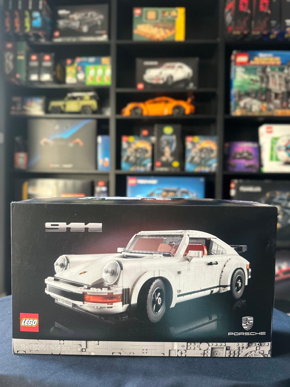 LEGO 10295 | Porsche 911 - Image 3