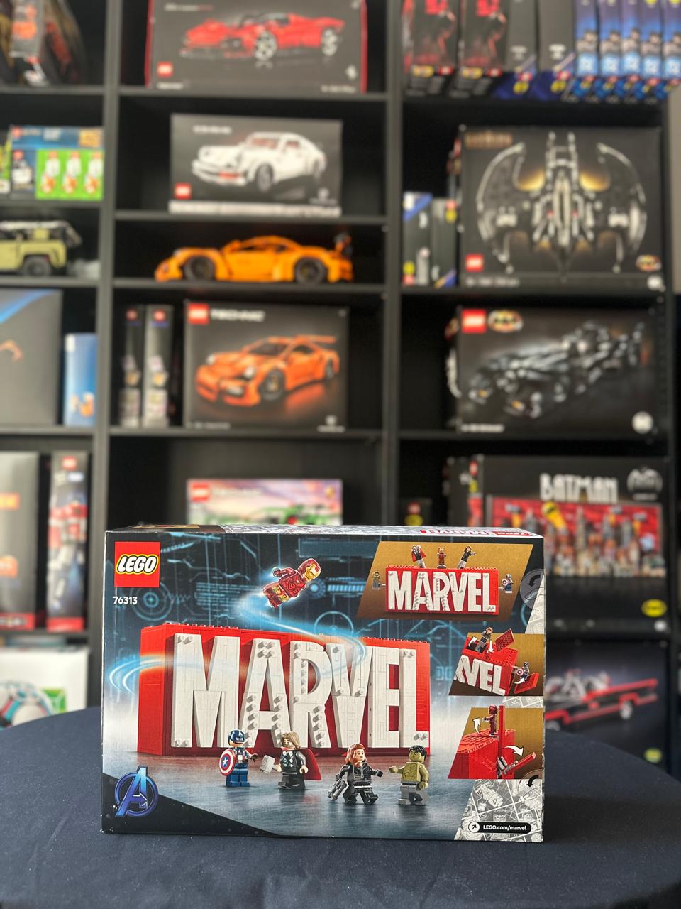 LEGO 76313 | MARVEL Logo - Image 4