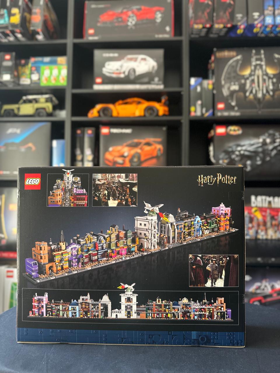 LEGO 76444 | Diagon Alley Wizarding Shops - Image 4