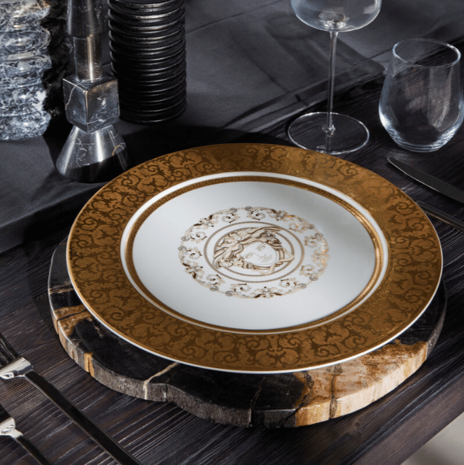 صحن تقديم مذهب بزخارف مجموعة Medusa gala gold - Image 2