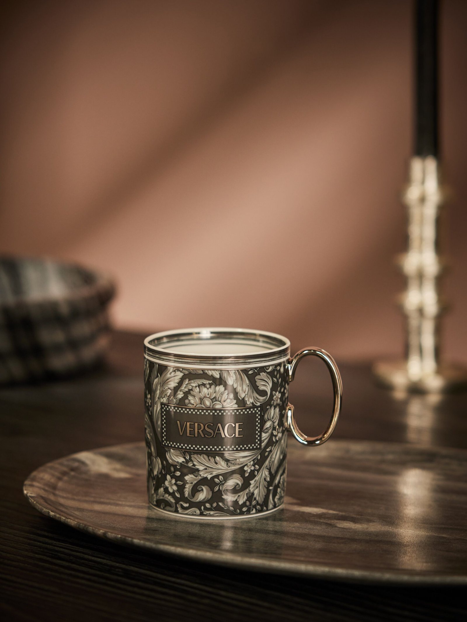 كوب بتصميم باروكو هيز - Mug Barocco Haze  - صورة 4