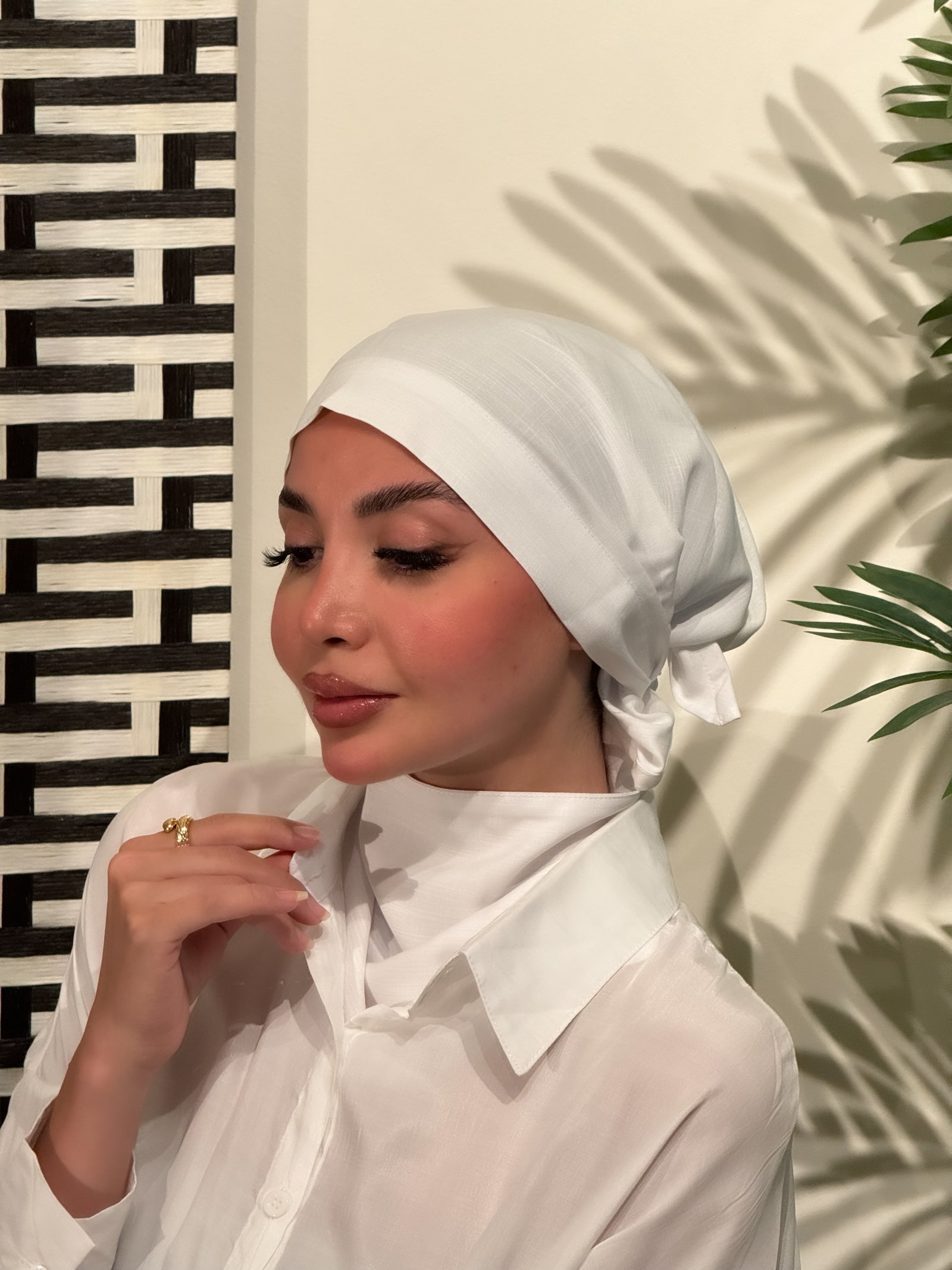 سكارڤ مثلث لينن قطن + قطعة الرقبة ساده - صورة 1