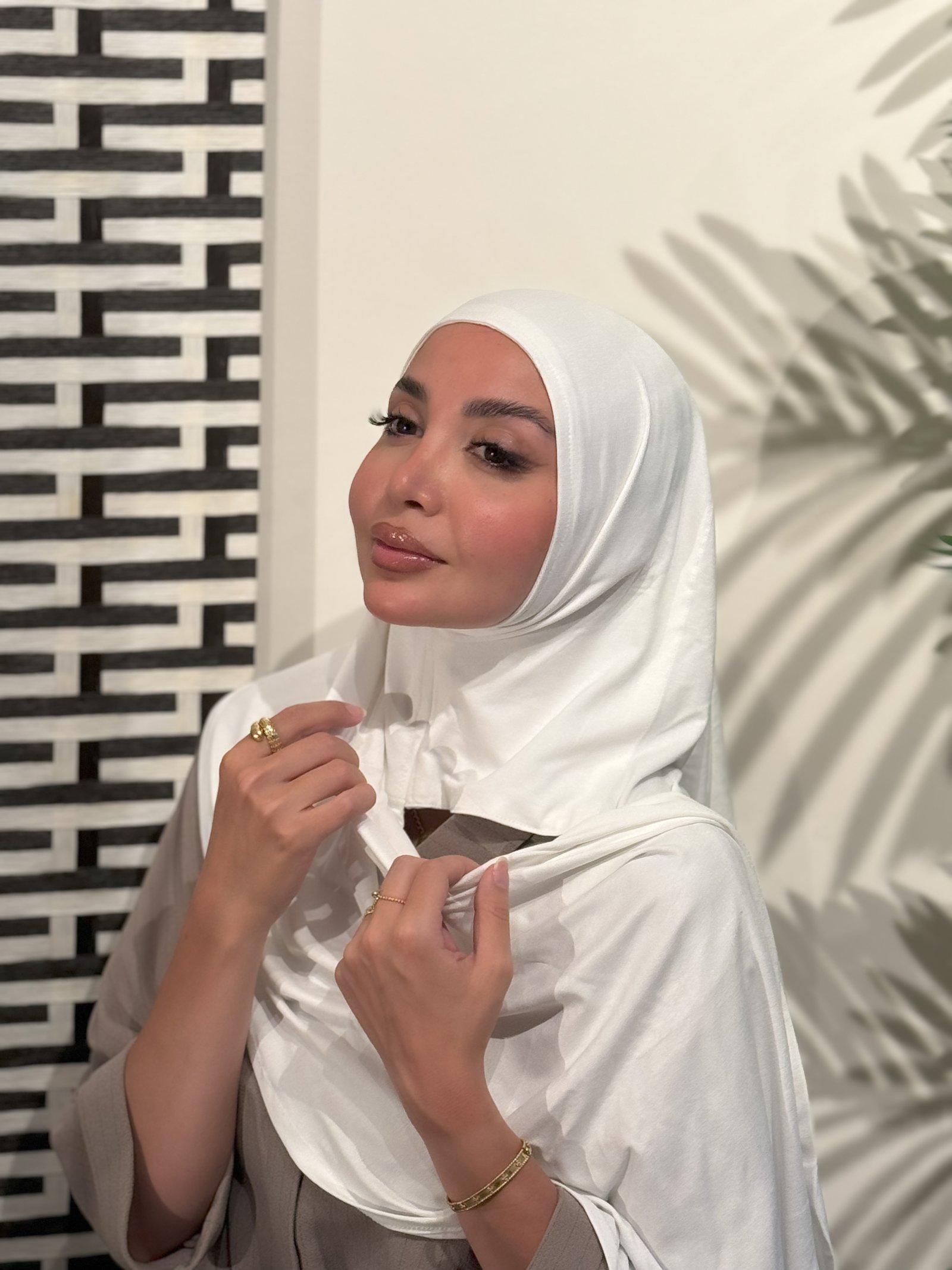 حجاب قطن ستريتش مخيوط من الأمام - صورة 1
