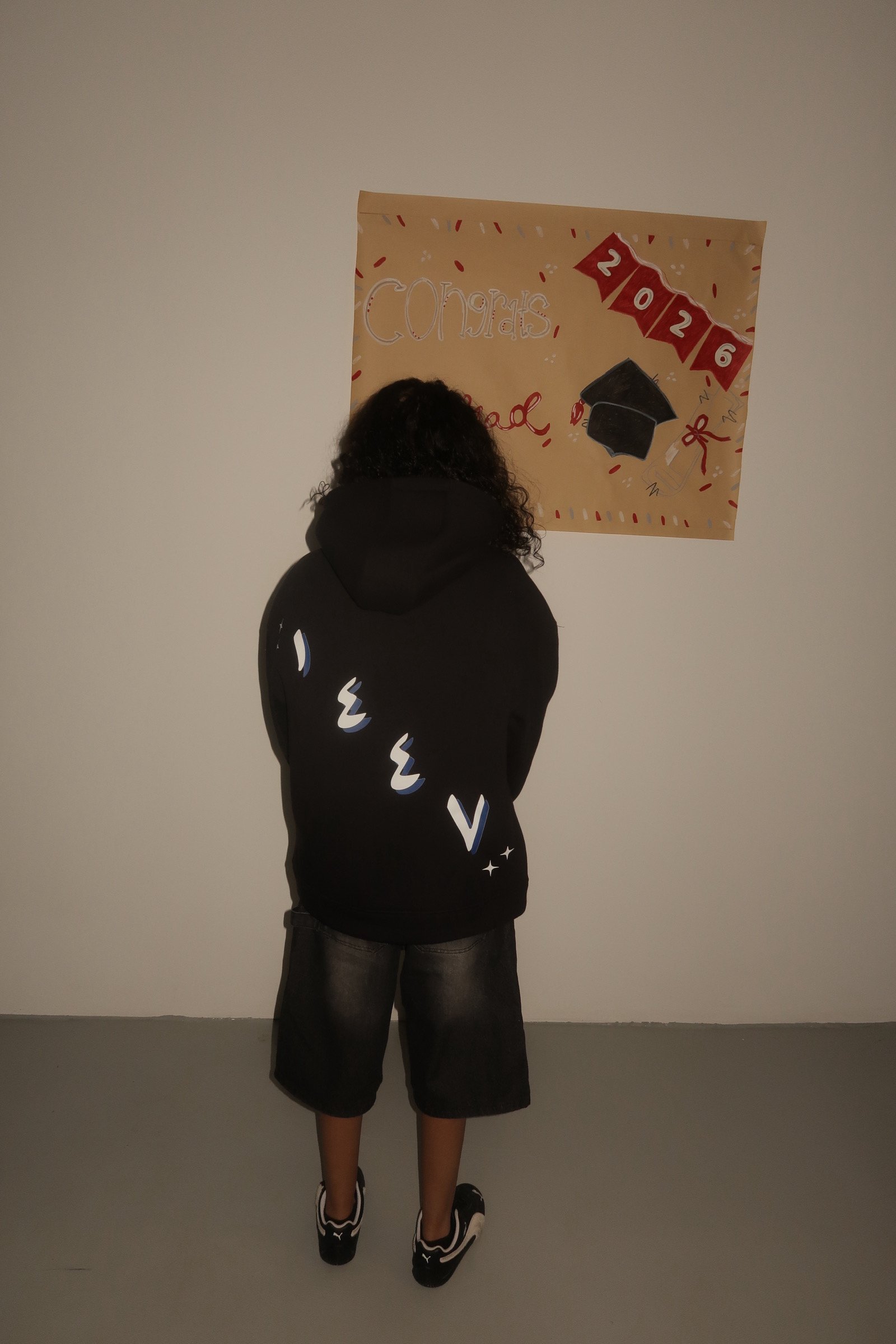 Senior hoodie - صورة 3