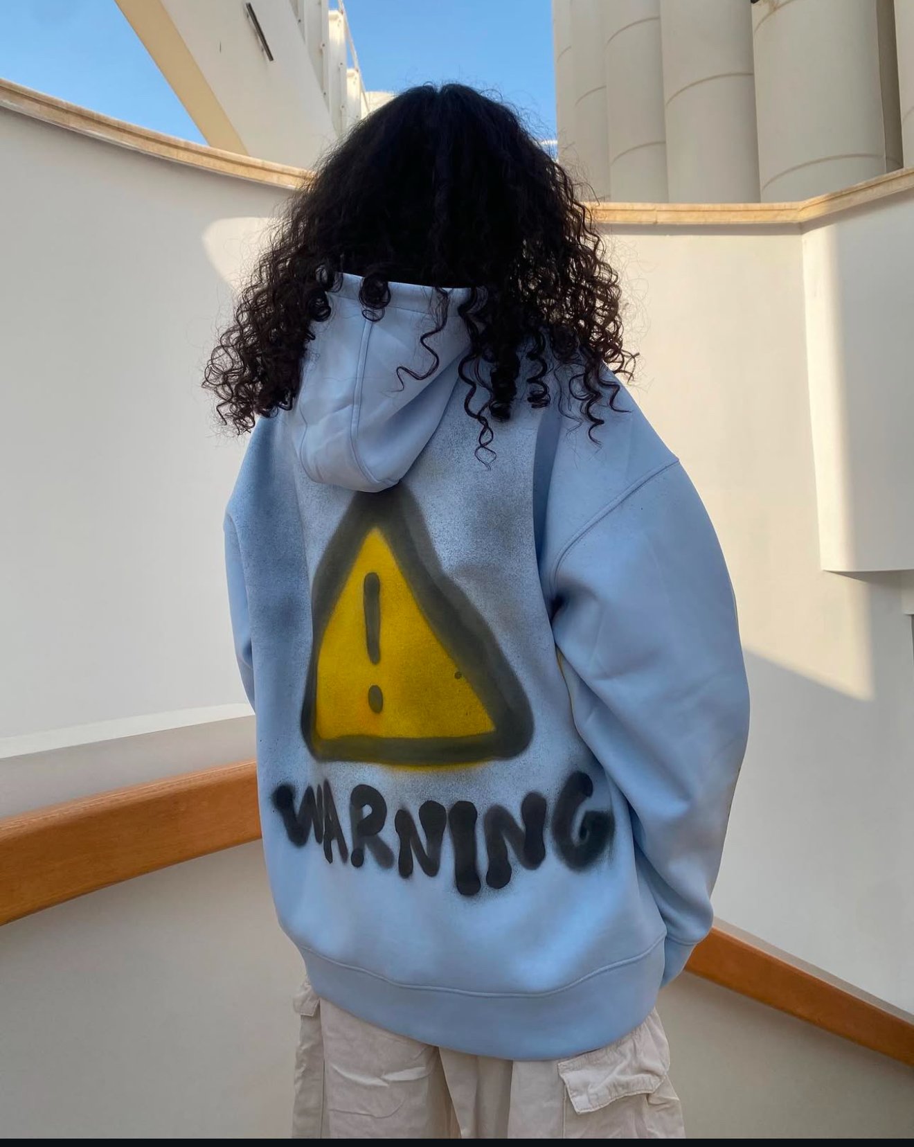 Warning - صورة 3