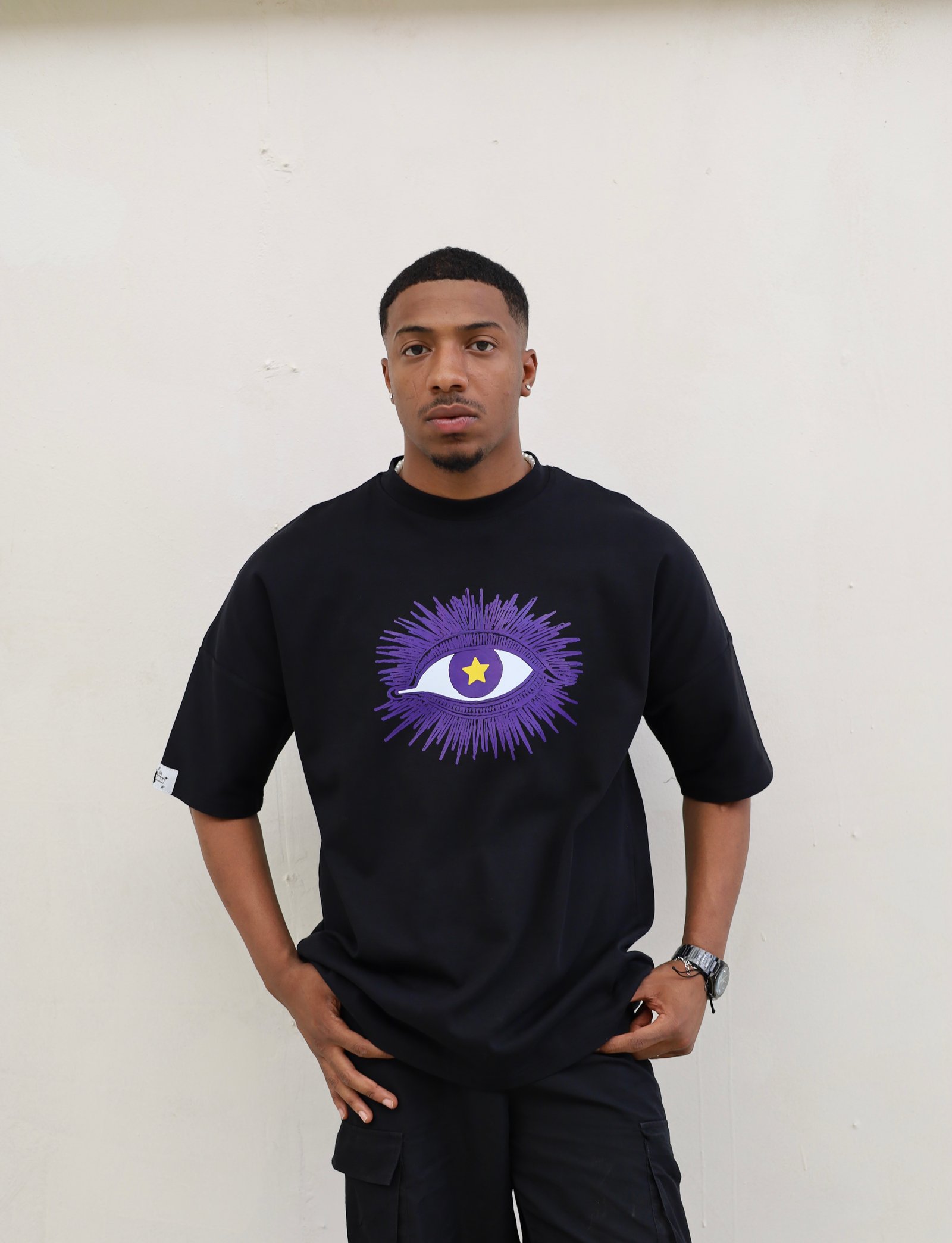 Purple eye - Image 1