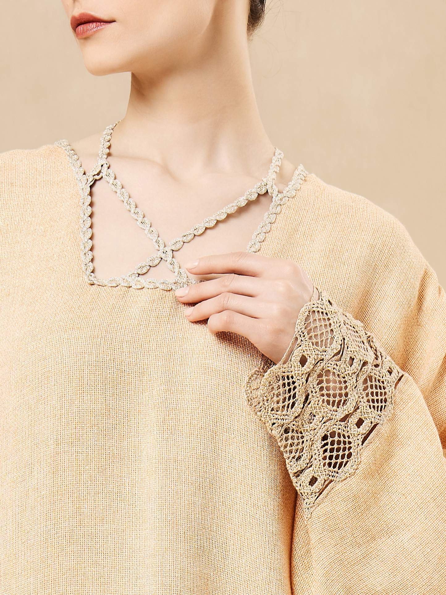 Thoub with details on sleeves - Image 5