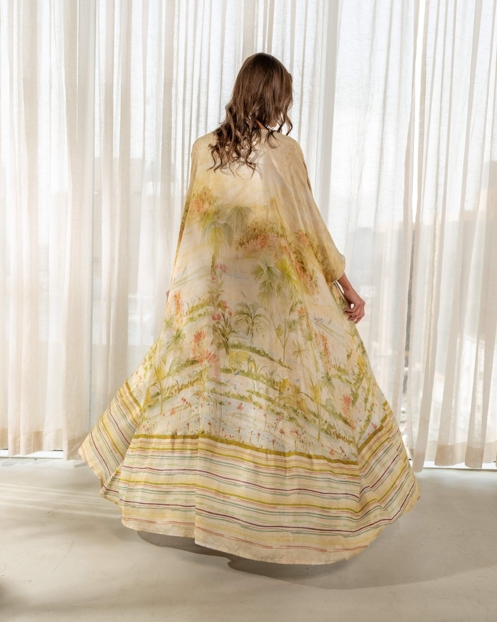 Floral printed Abaya - Image 4