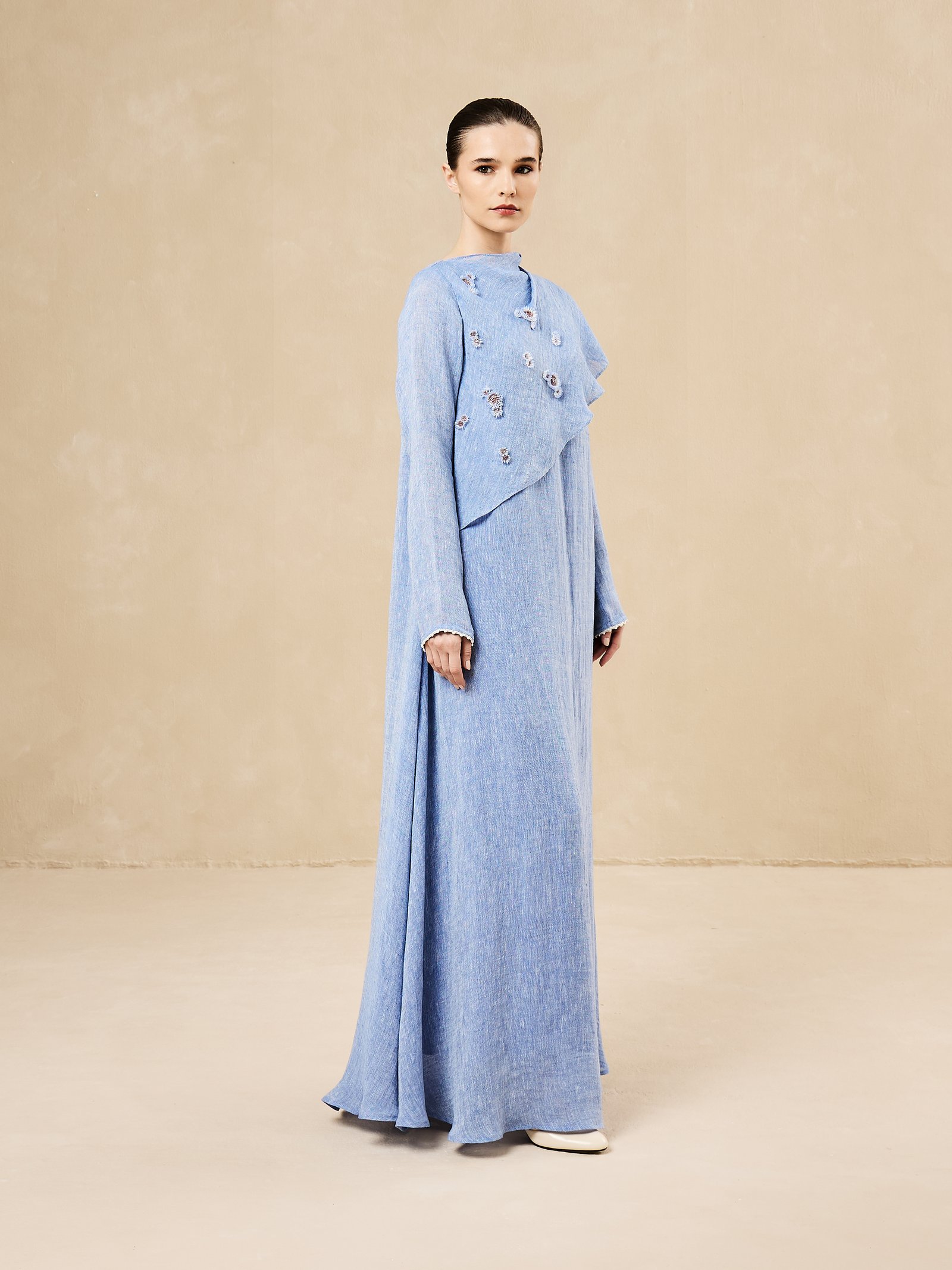 Floral embroidered dress - Image 1