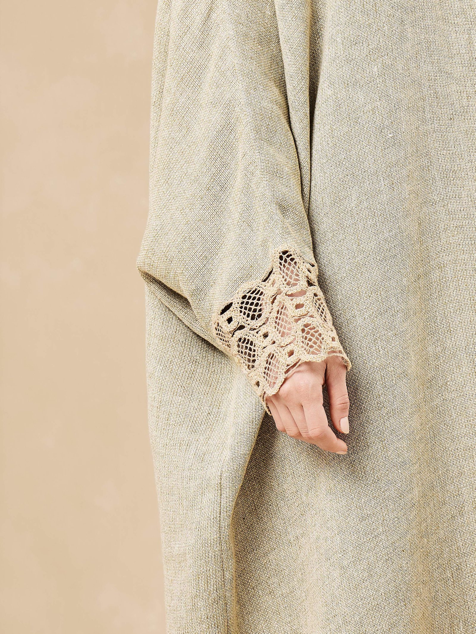 Thoub with details on sleeves - Image 4