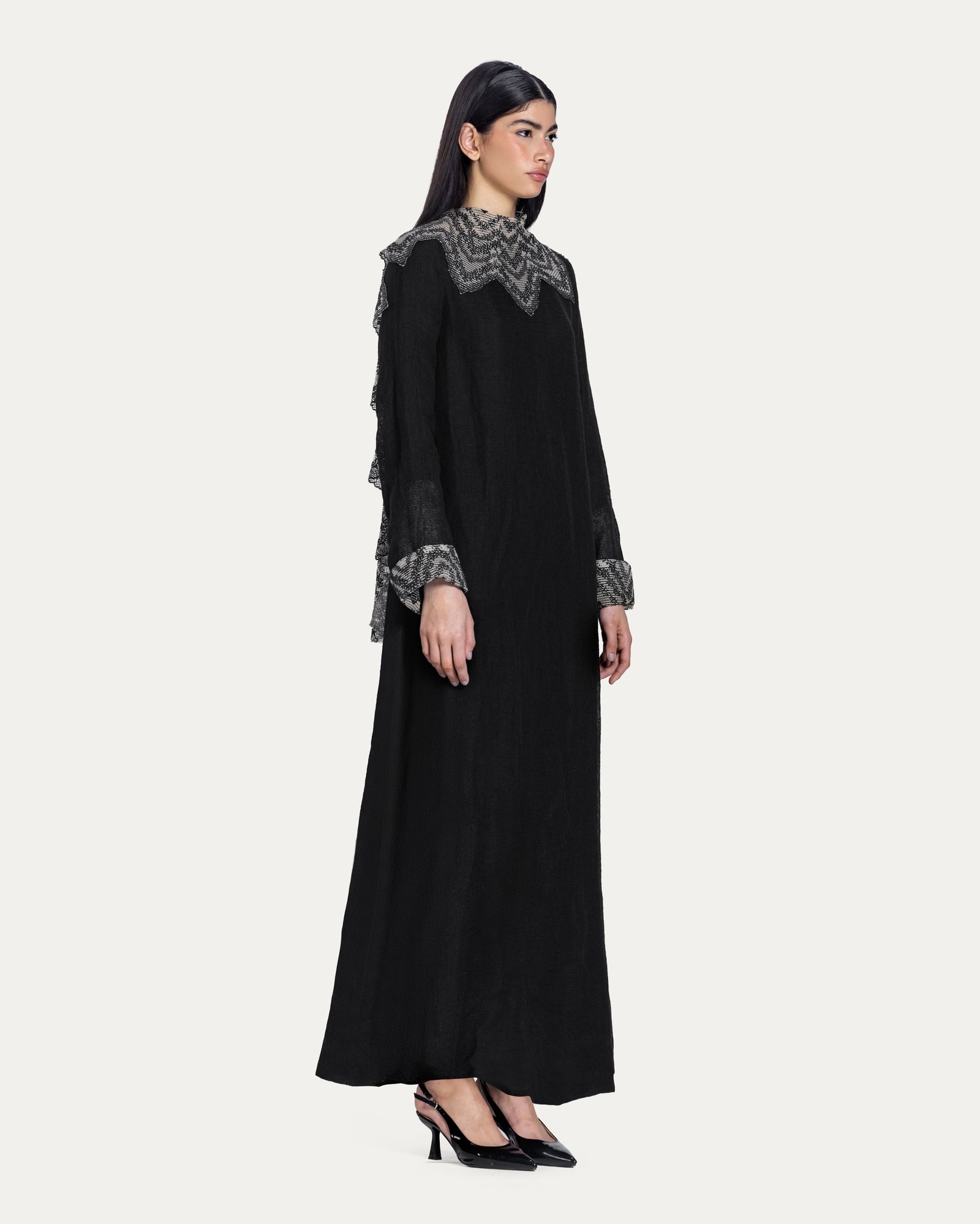 High neck lace cape - Image 3