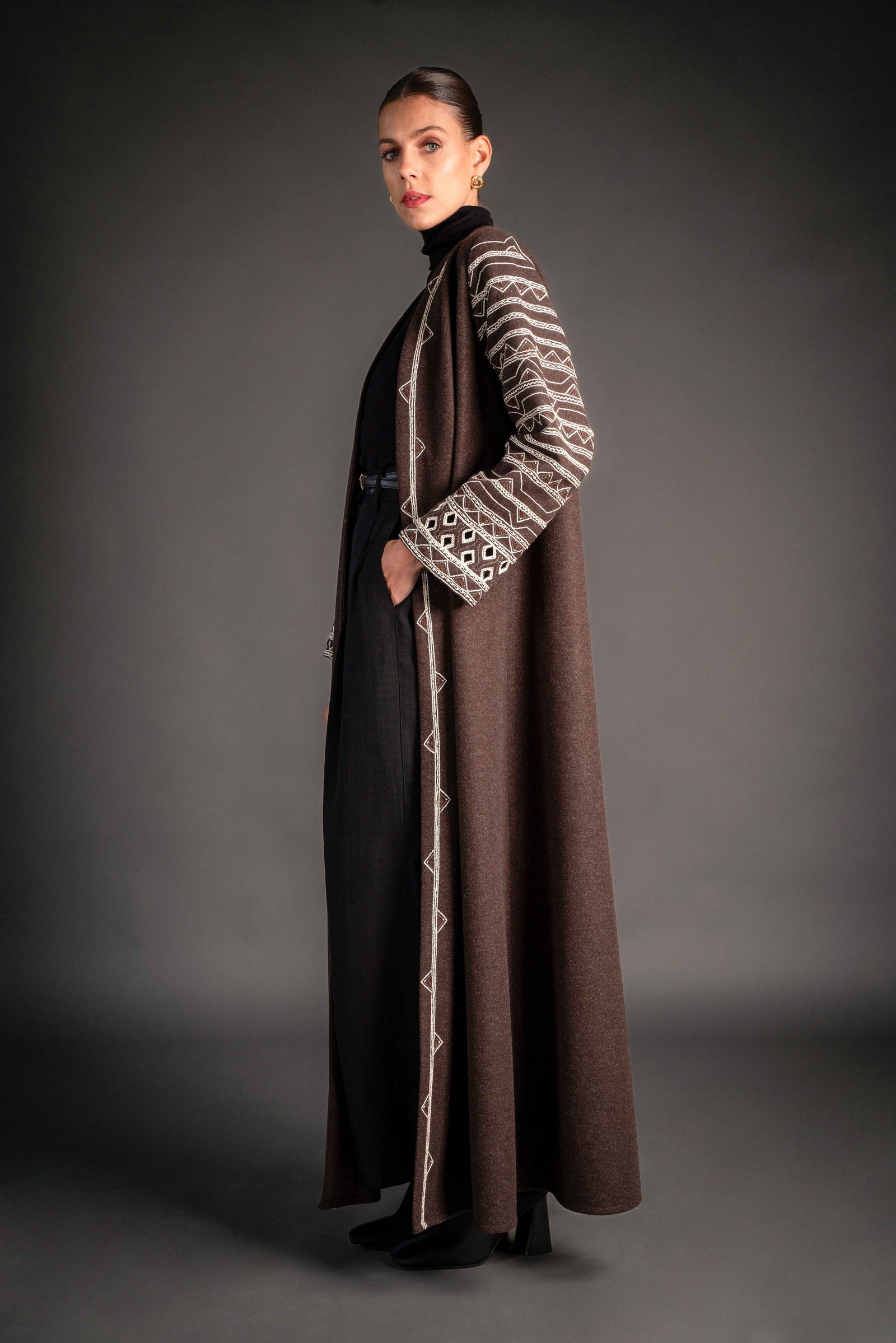 Brown abaya with embroidery on the sleeve - Image 2