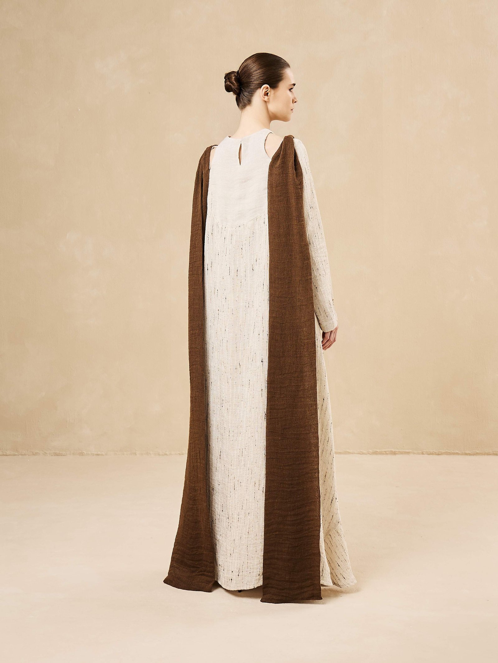Dress with cape on back - Image 7