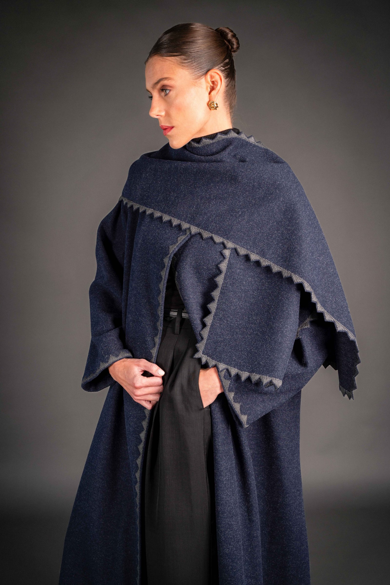 Navy abaya with scarf and embroidery details - Image 4