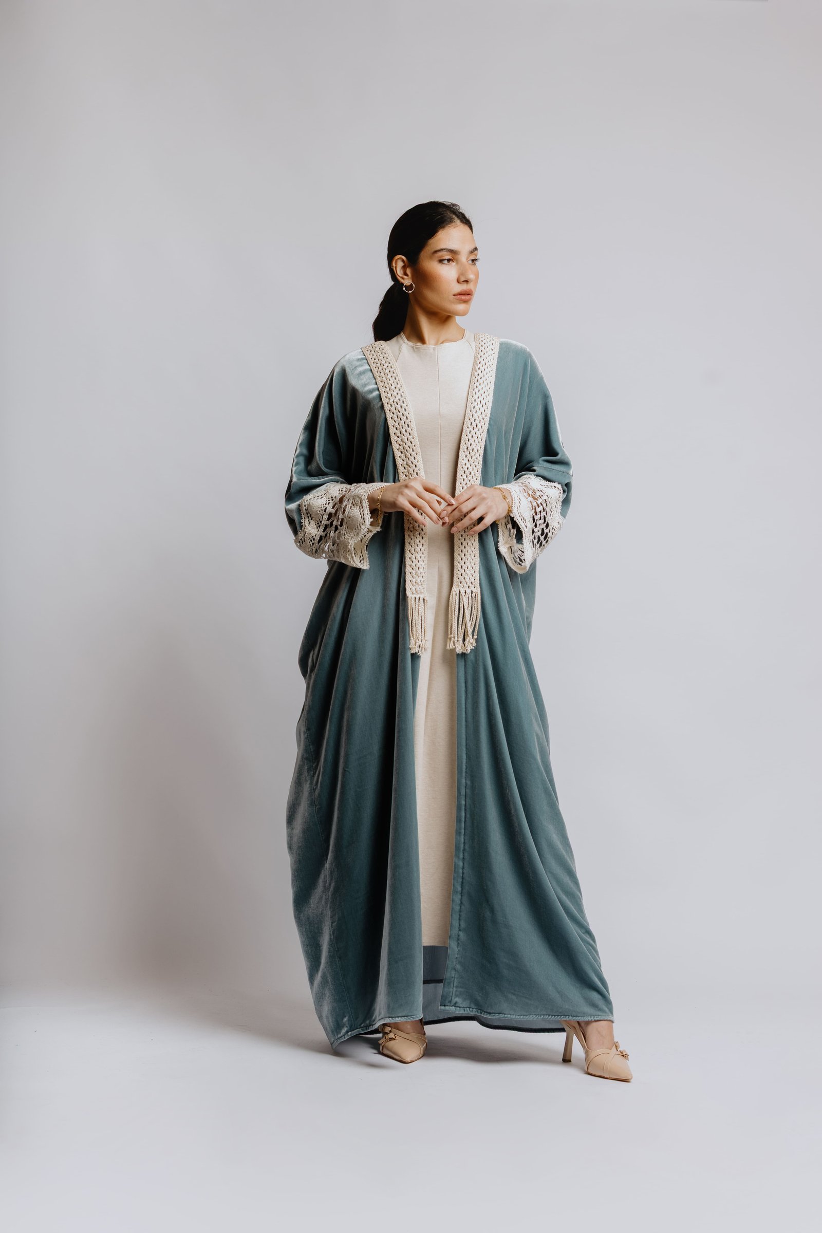 Blue velvet Bisht Abaya - Image 6