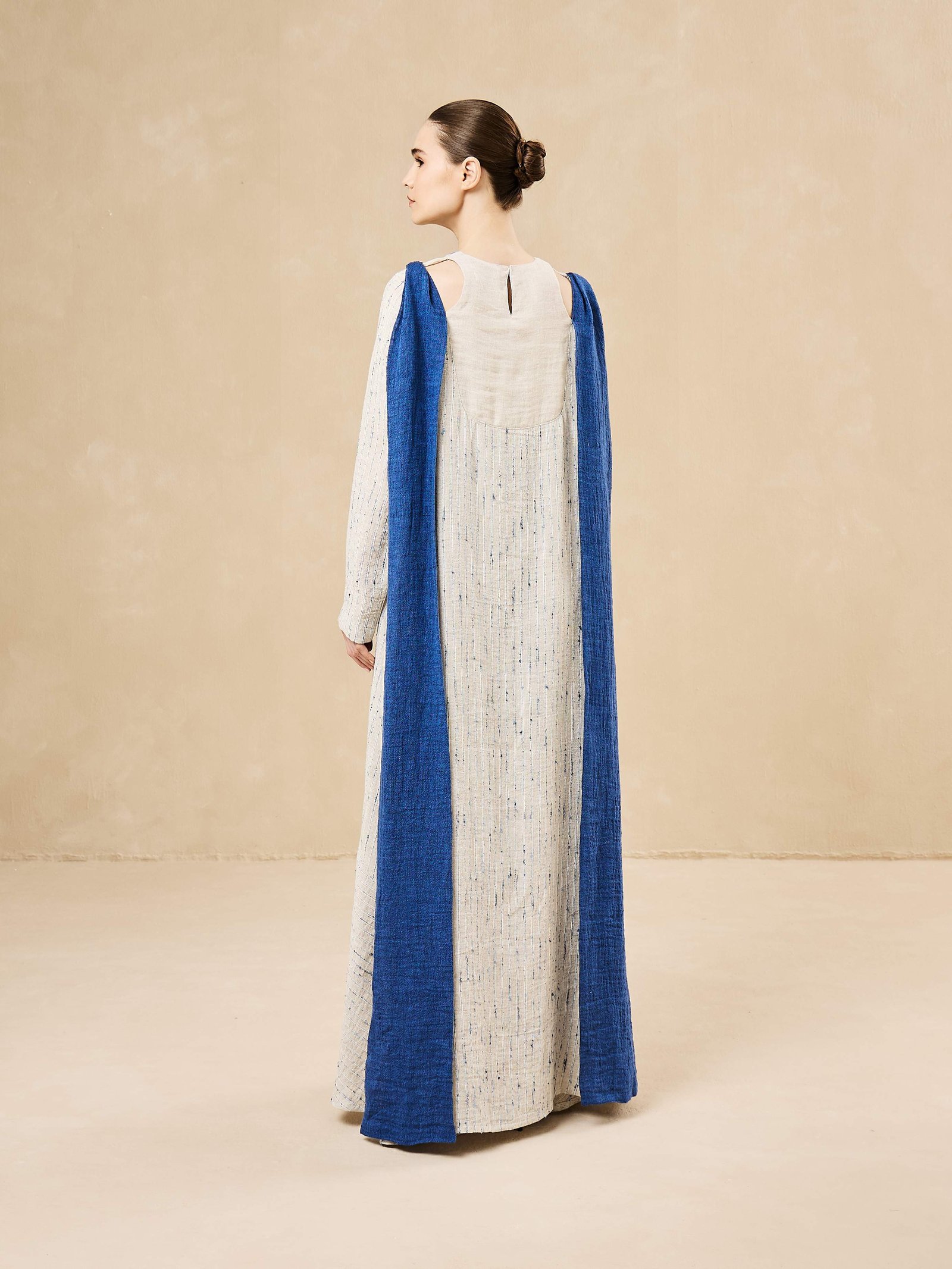 Dress with cape on back - Image 11