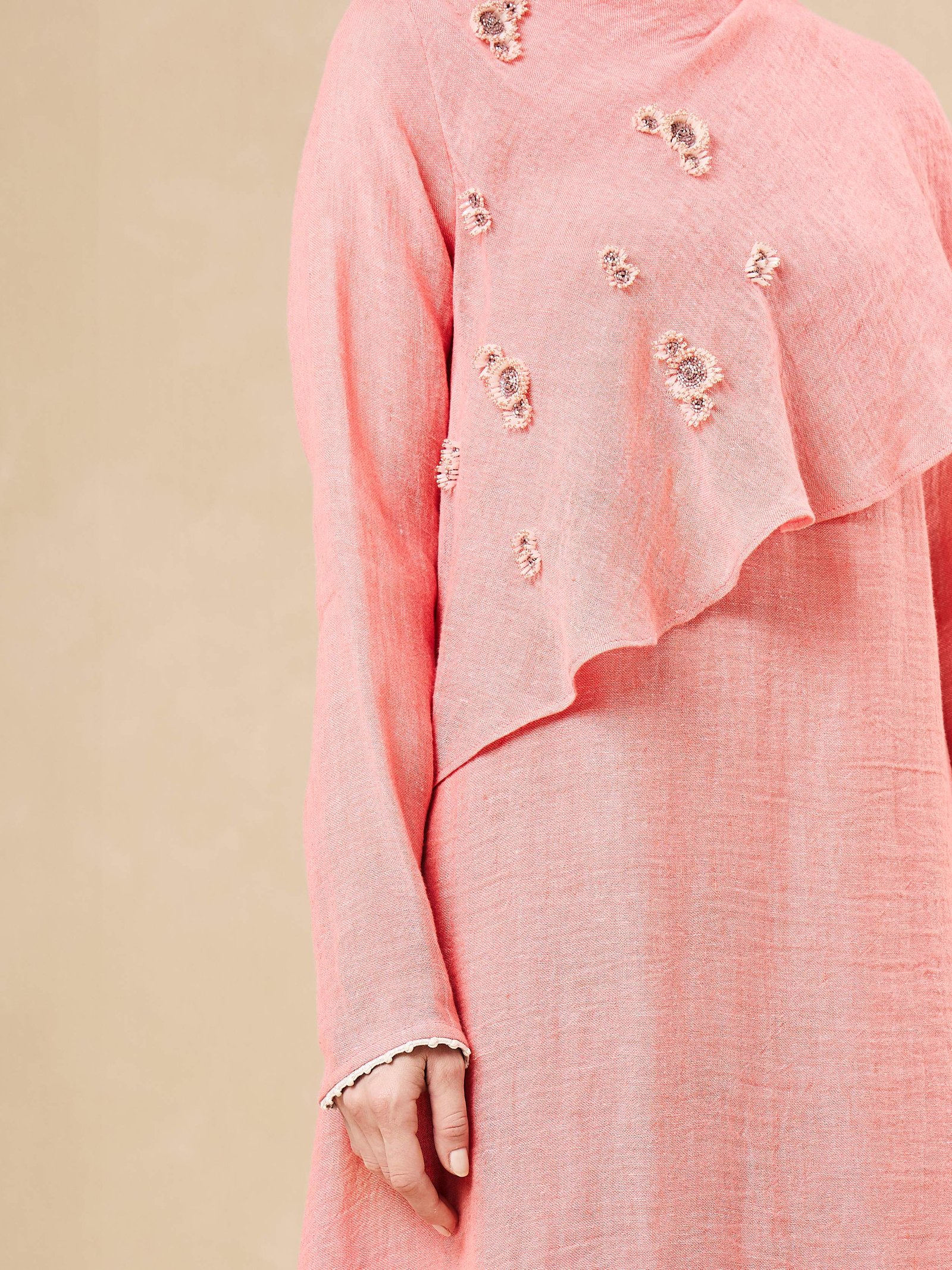 Floral embroidered dress - Image 7