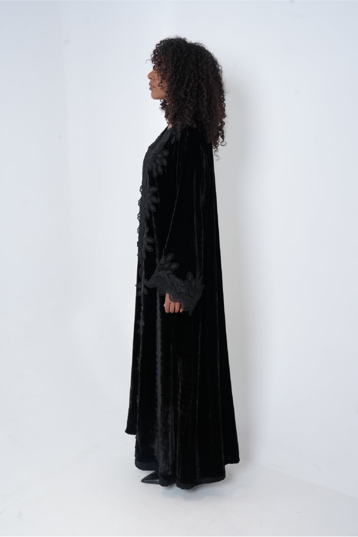 Velvet Noir - صورة 3