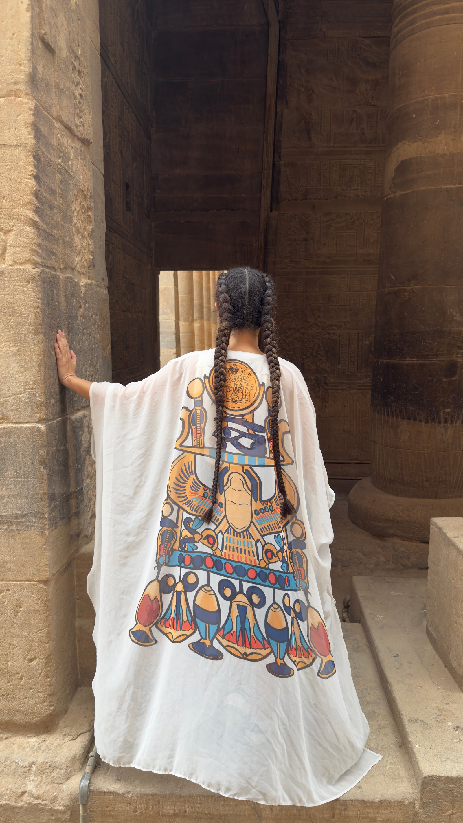 Scarab Queen kimono - صورة 1
