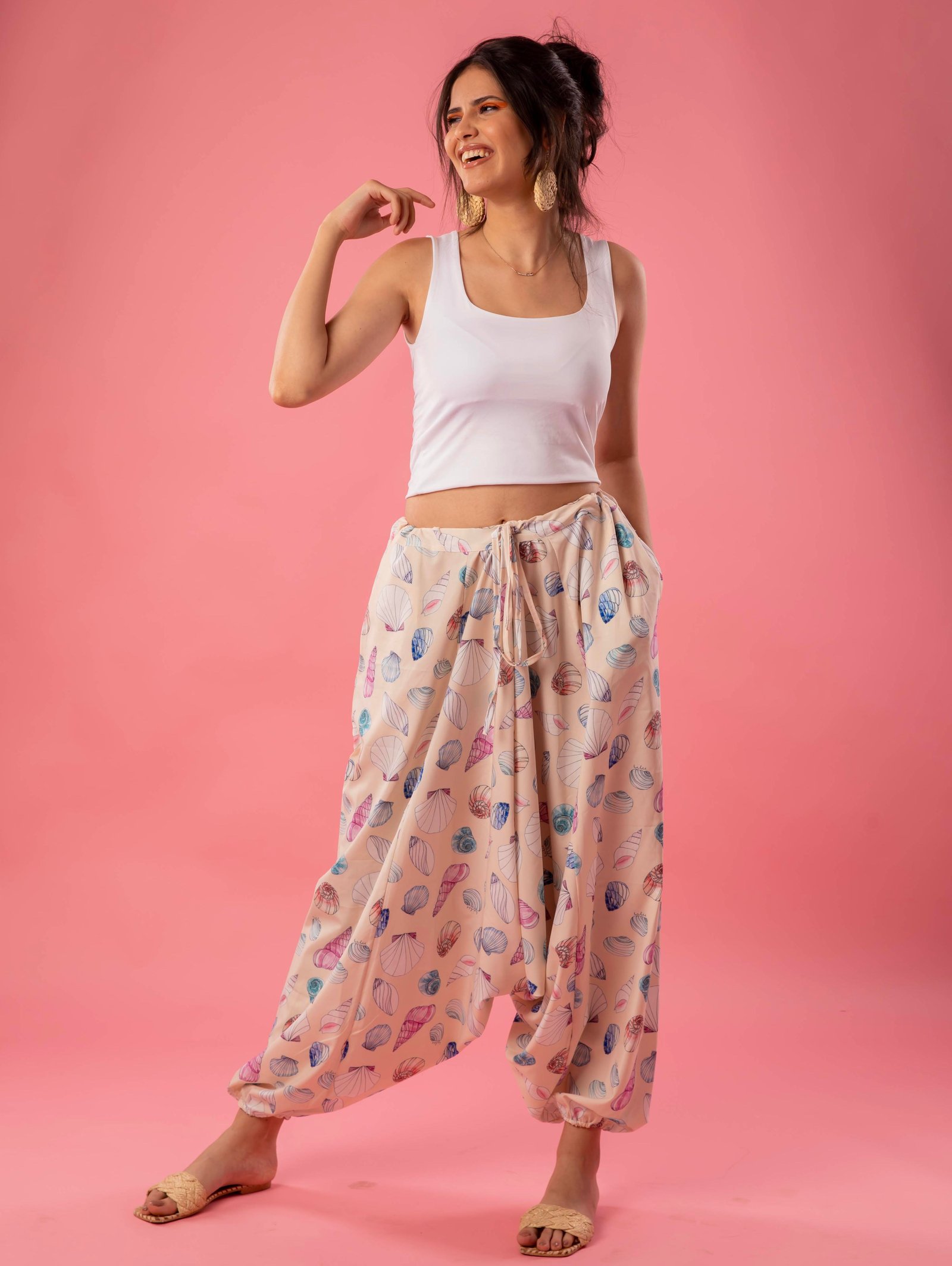 Shells Harem Pants - صورة 1