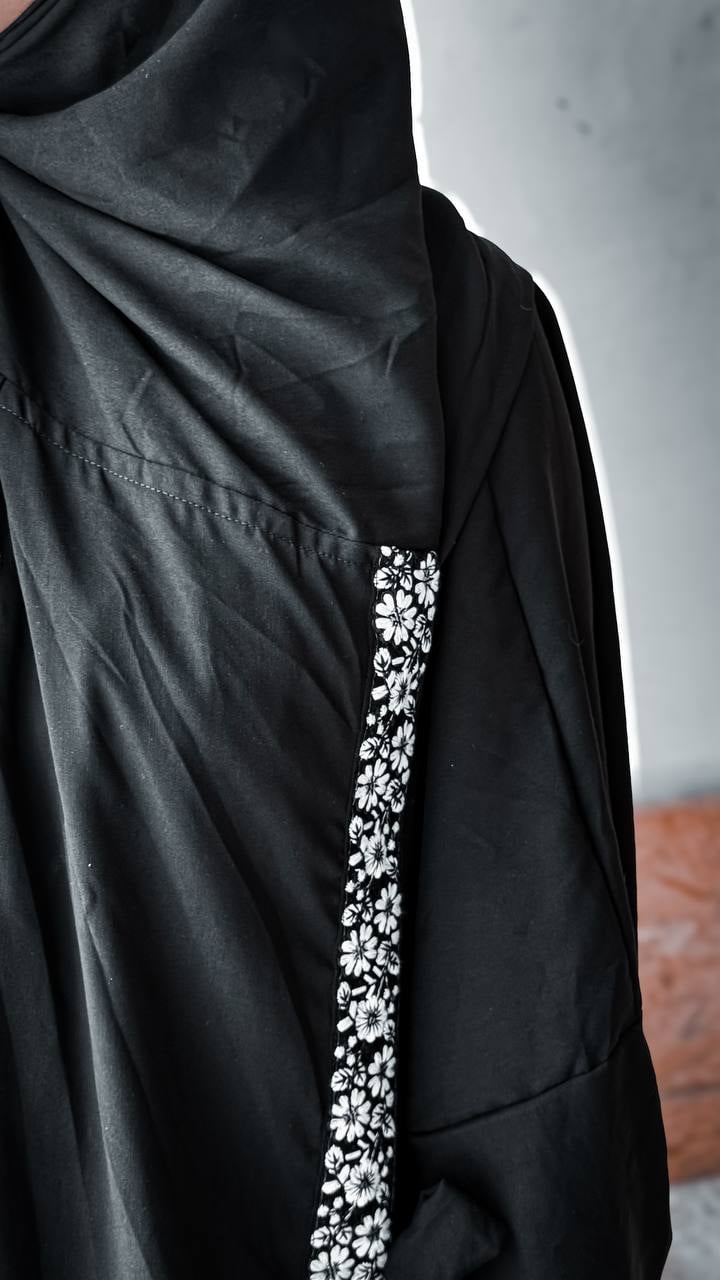شرشف الأدهم🖤 - صورة 2