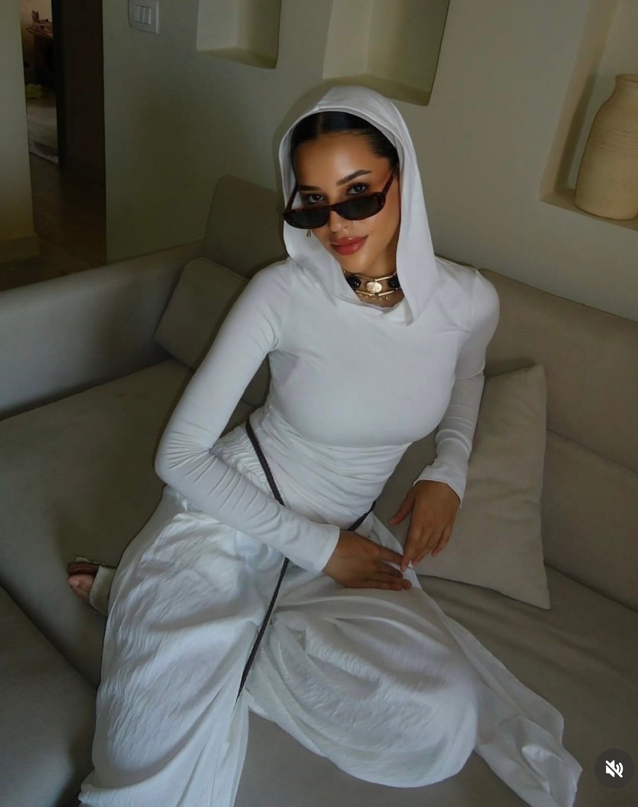 White linen pants  - Image 4