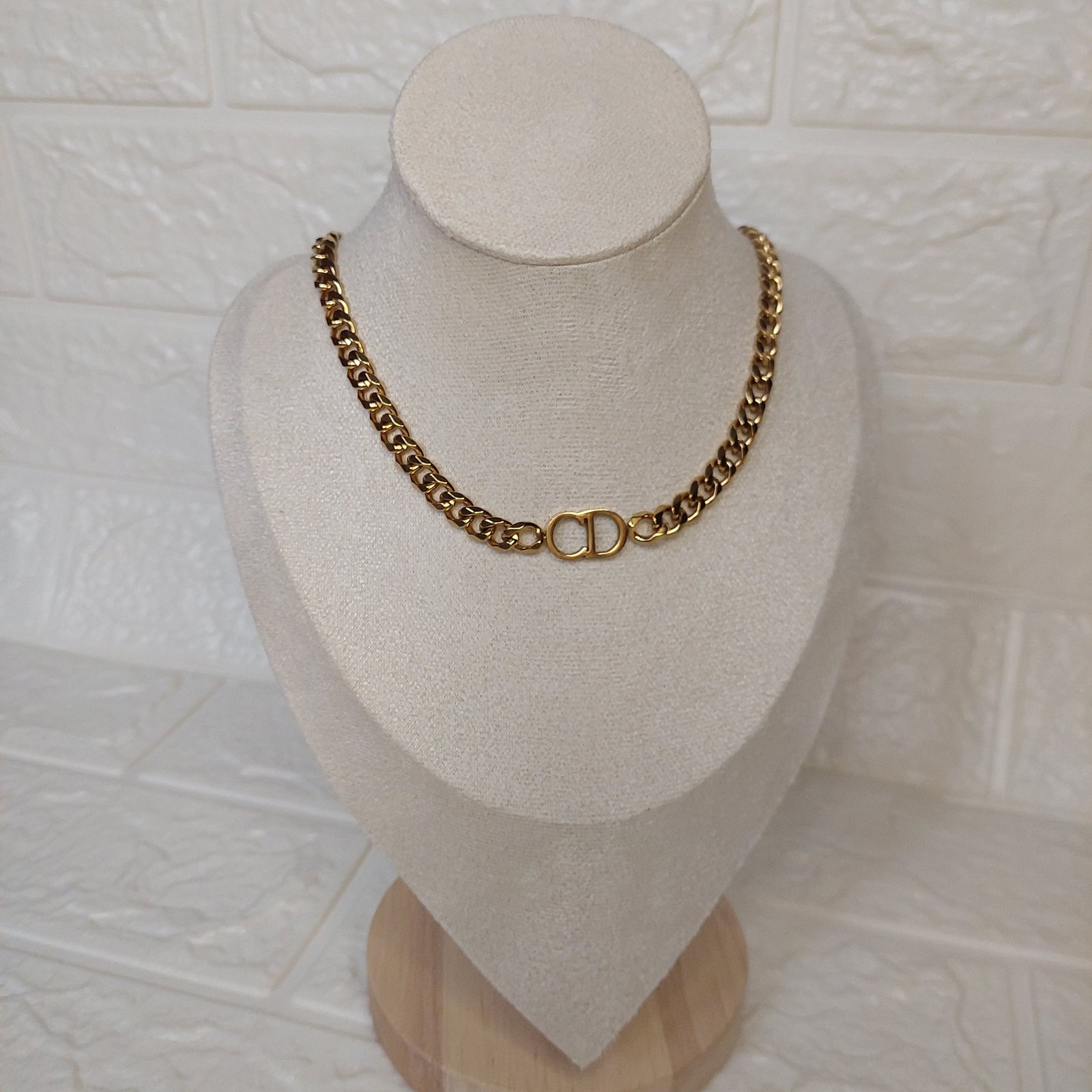 CD Necklace - Image 1