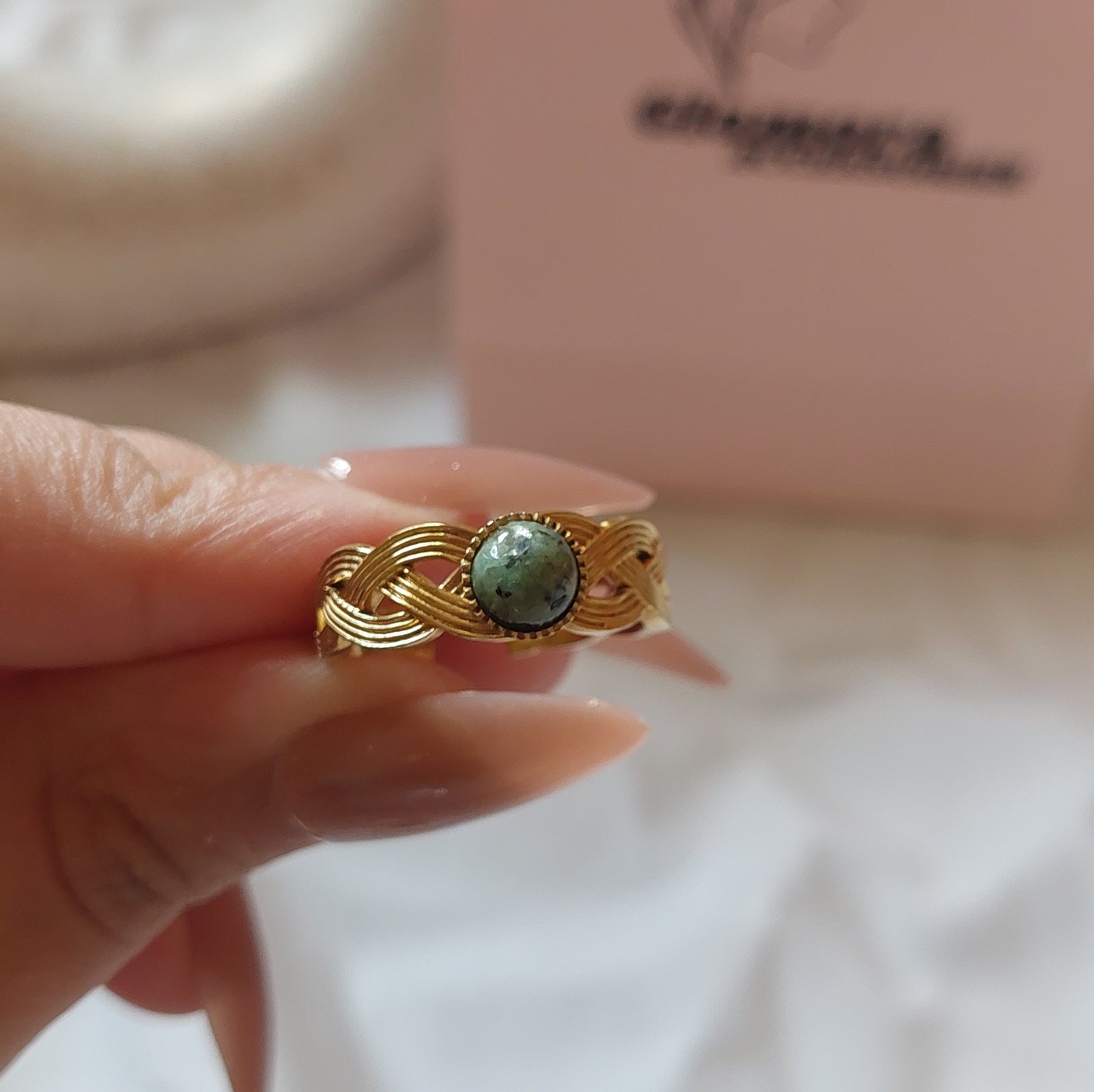 Green stone ring - Image 1