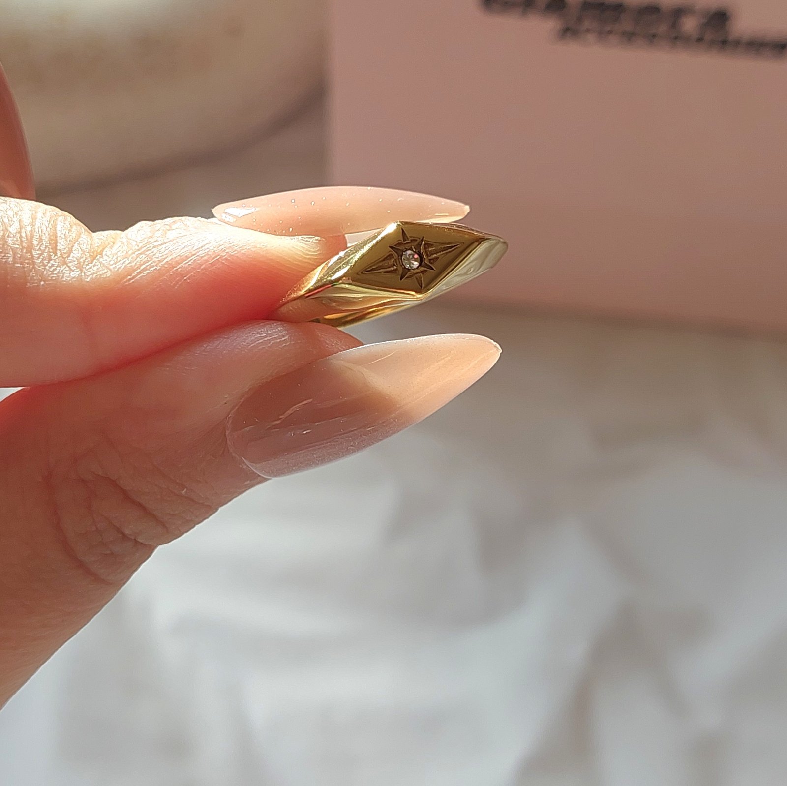 Diamond ring - Image 1