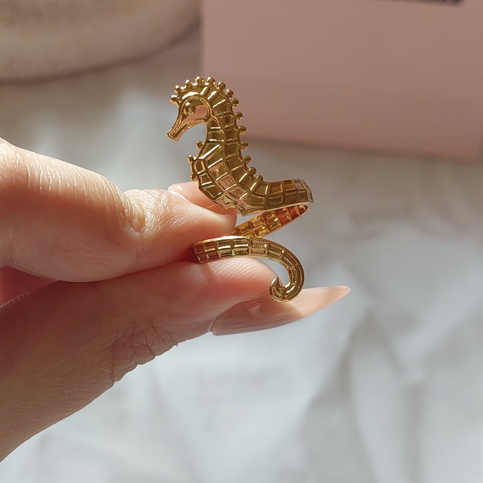 Seahorse Ring - صورة 1