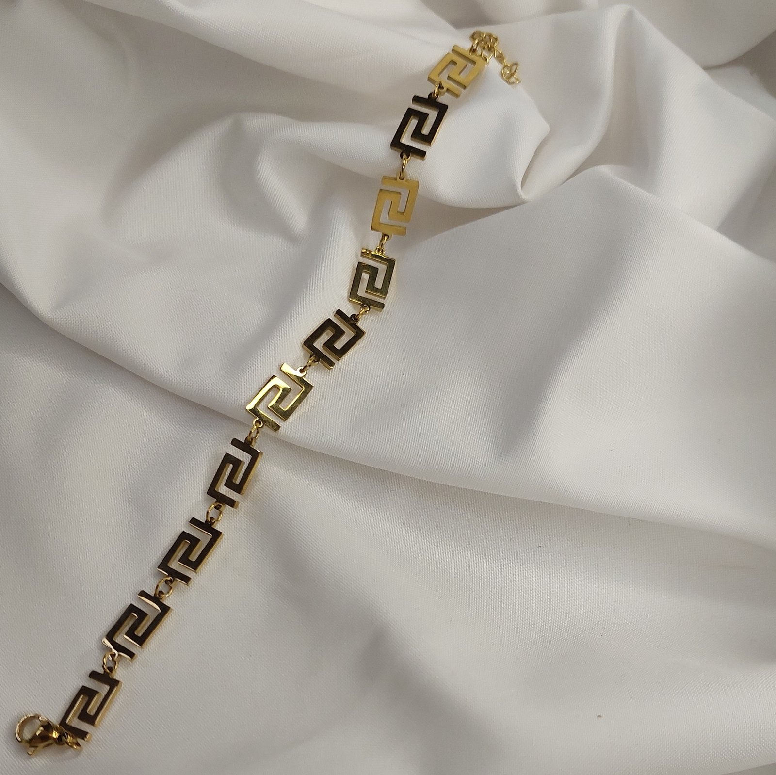 Luxury Pattern Bracelet - Image 1