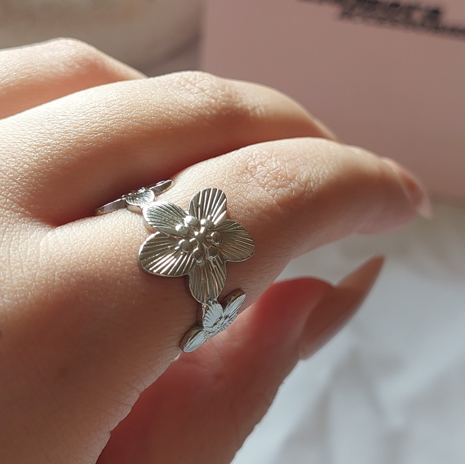 Flowers Ring - صورة 2