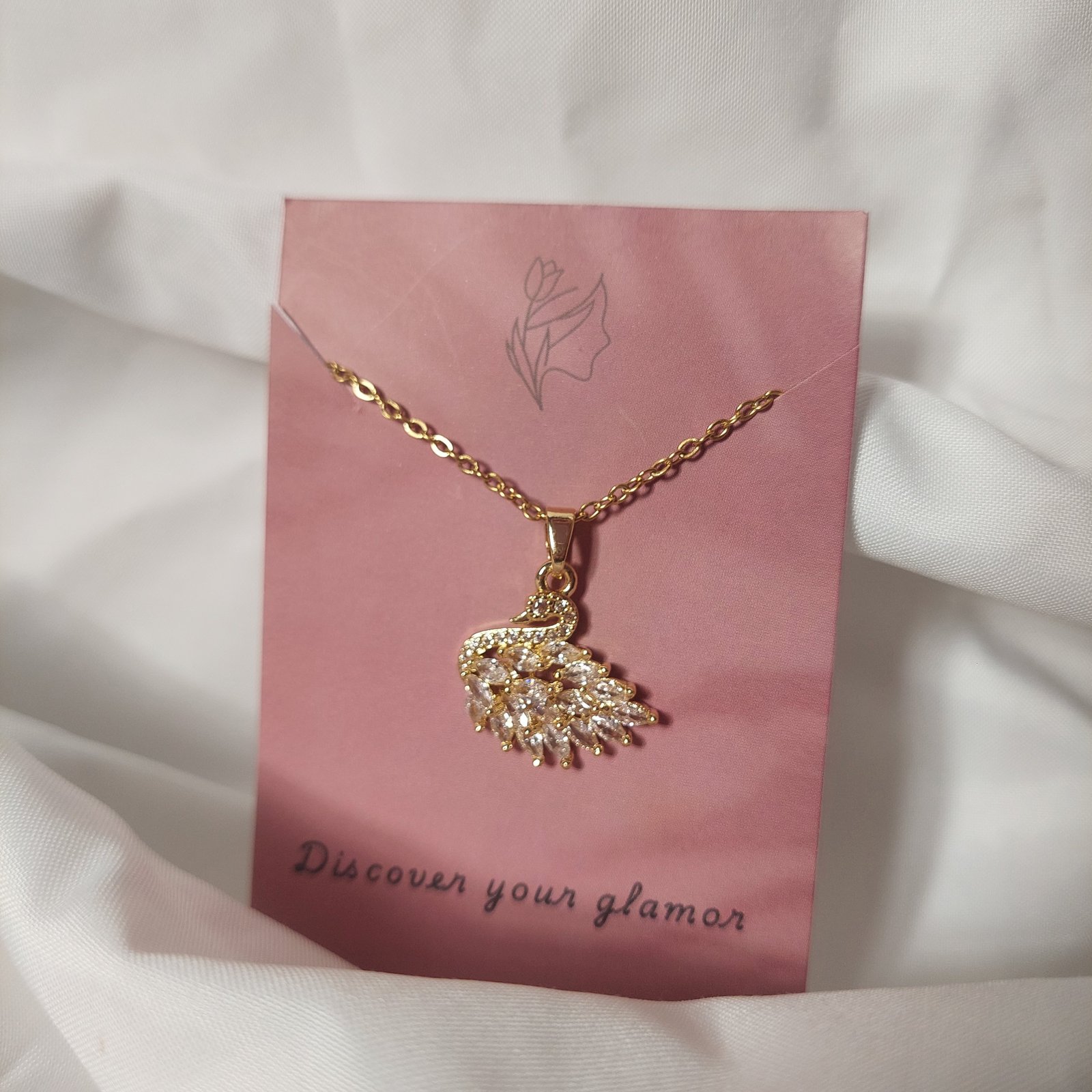 White Swan Necklace - صورة 1