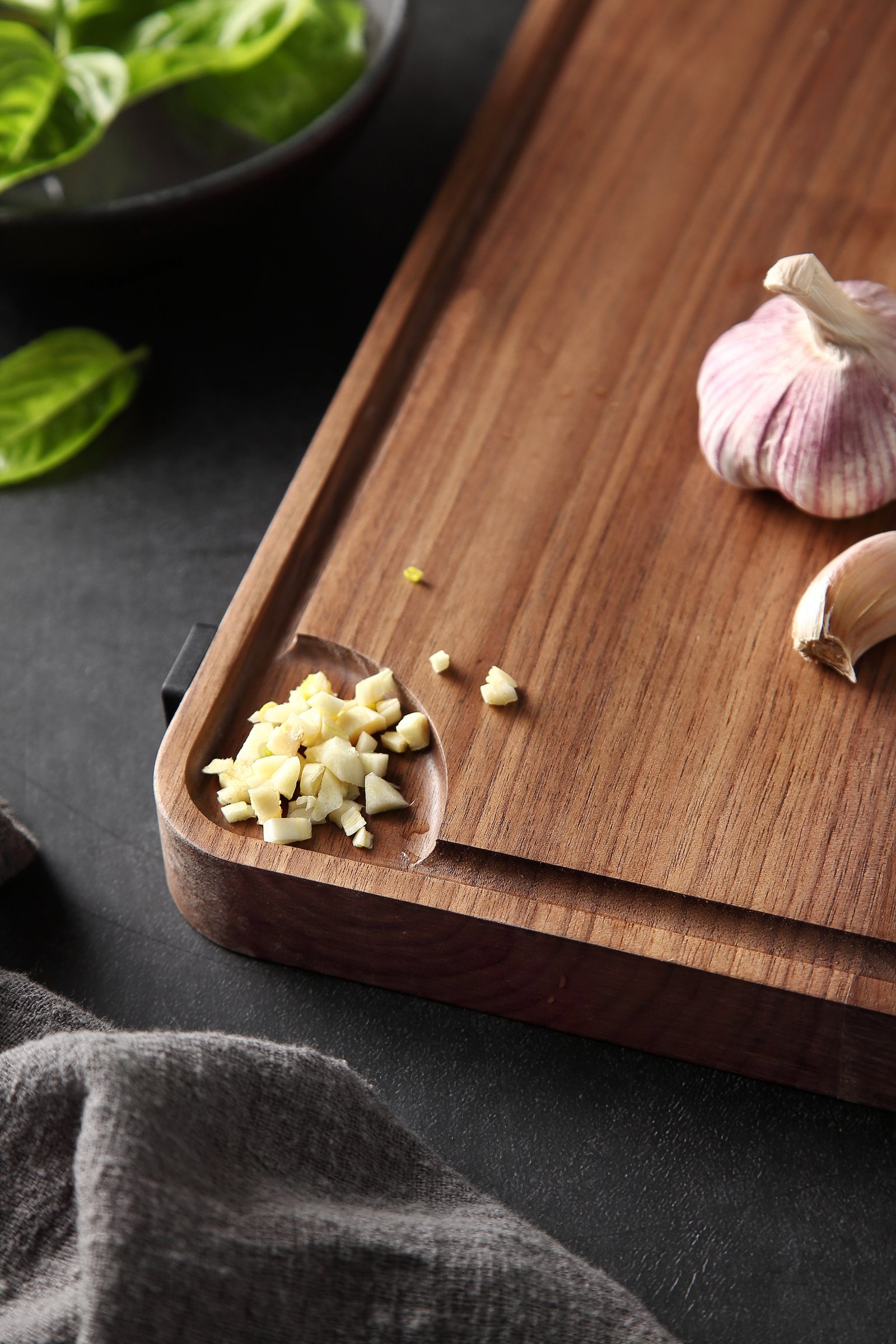Natural black walnut wood cutting board - Image 3