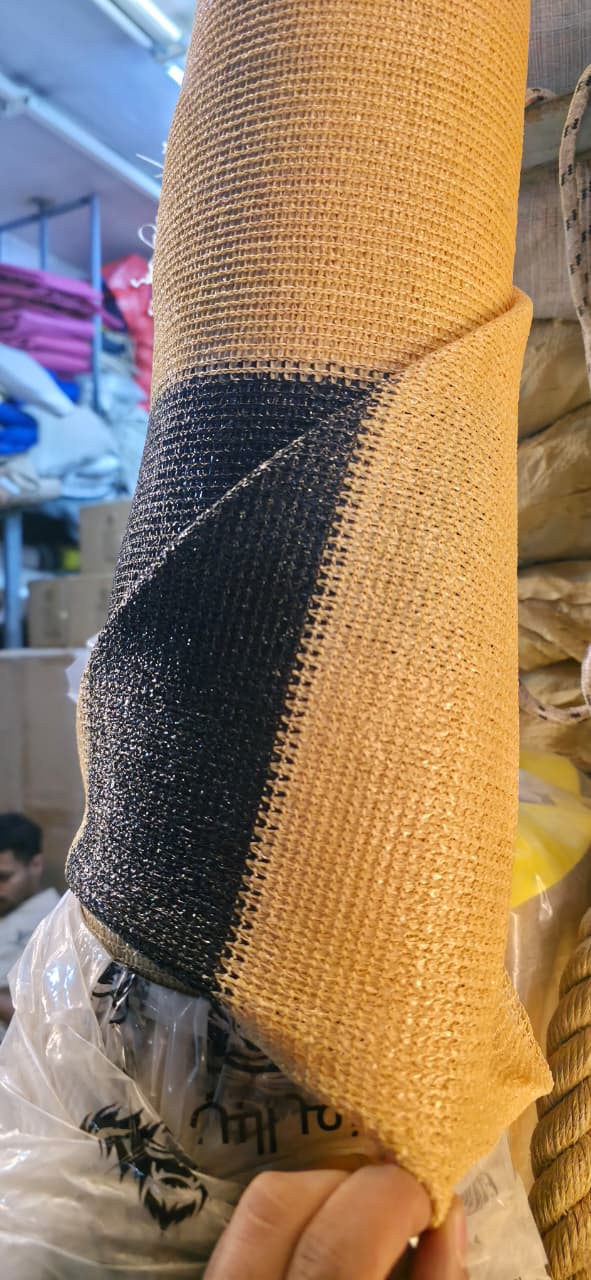 شبك(ساتر)بيج خط اسود 2*40 متر 90% عزل 130 جرام - صورة 6