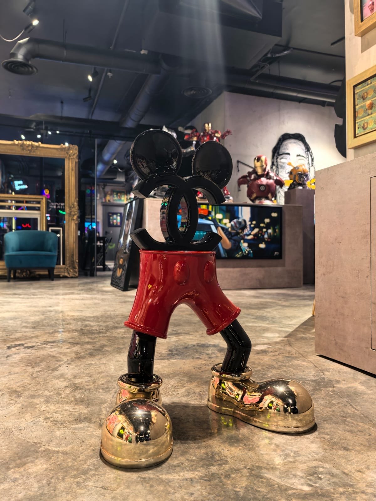 Mickey vs Chanel sculpture - Image 2