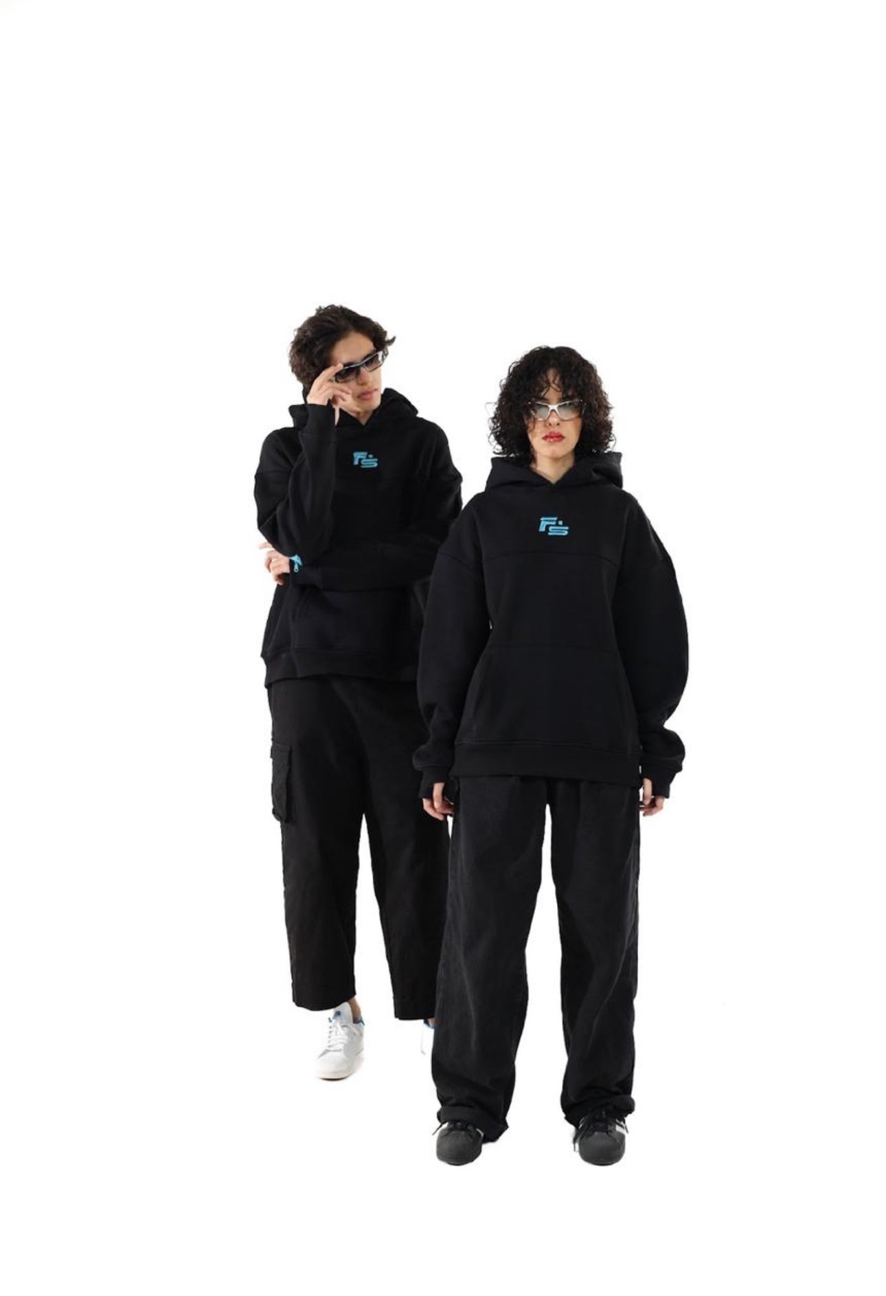 HOODIE - BLACK NYLON BLUE FOCUS LOGO - صورة 2