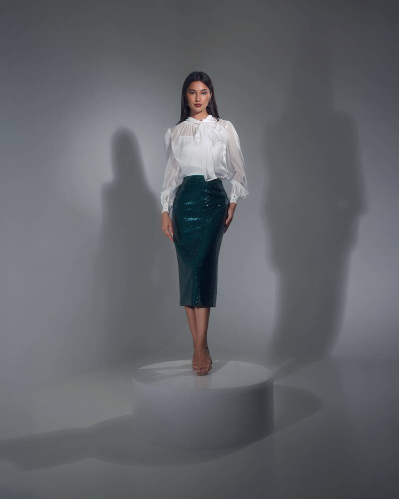 Sequins midi skirt - صورة 1